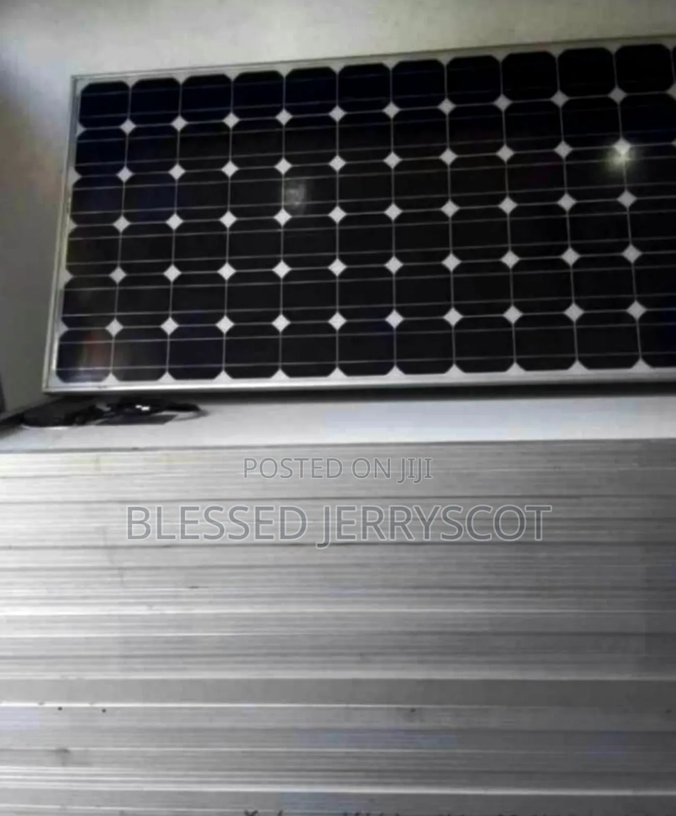 Canadian 200watts Monocrystalline 72cells Solar Panels in Stock
