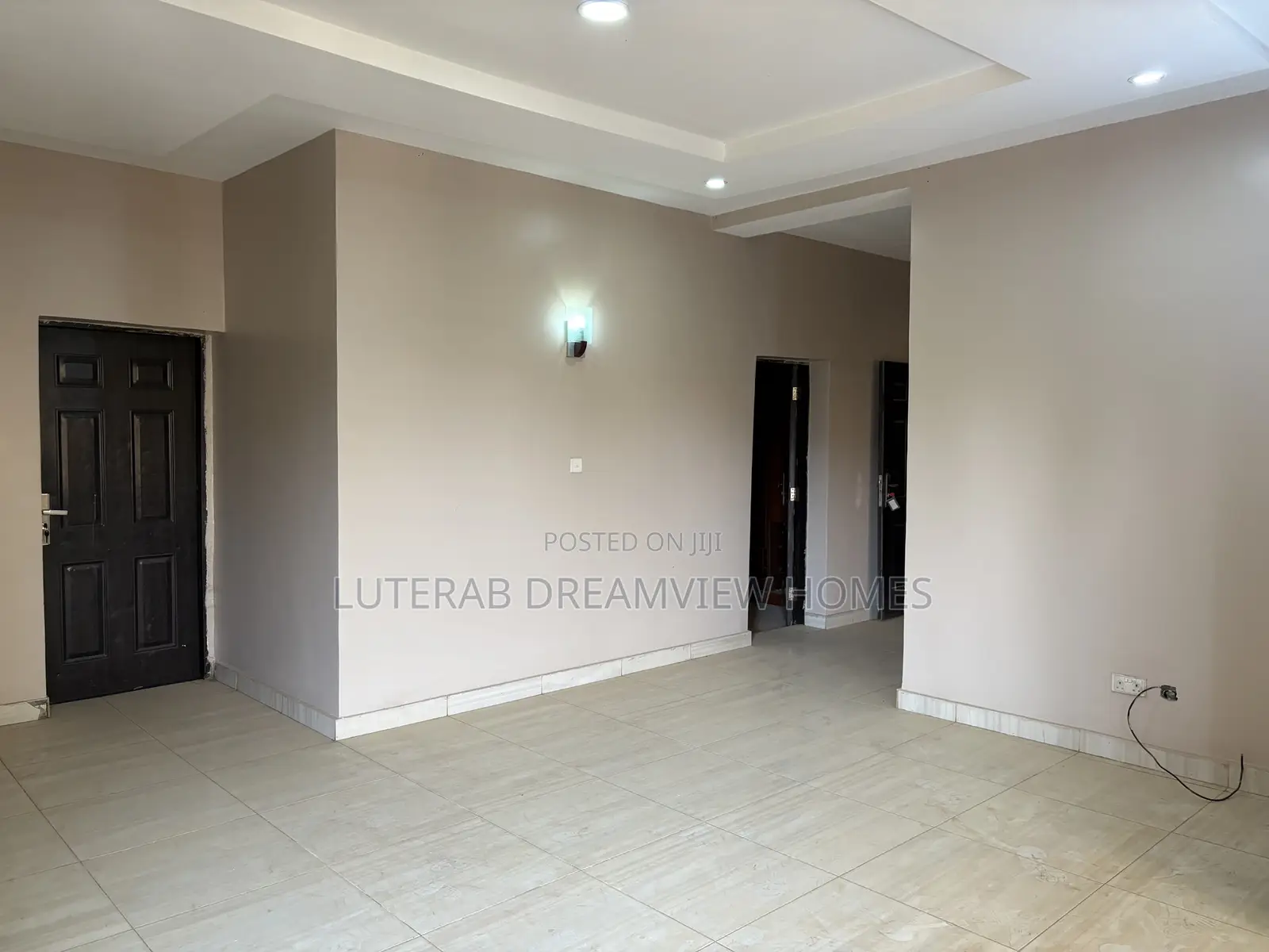 3bdrm Block of Flats in Jabi Dakibuyi for rent