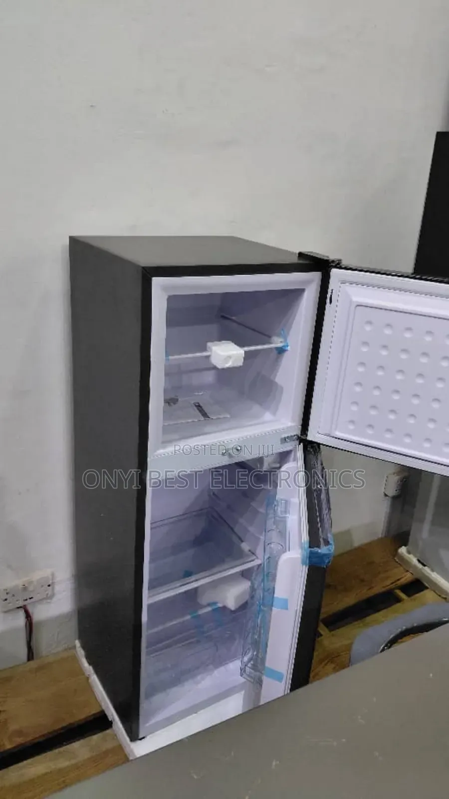 Glamstar Double Door Refrigerator 175 Litres GFR-175dt-W