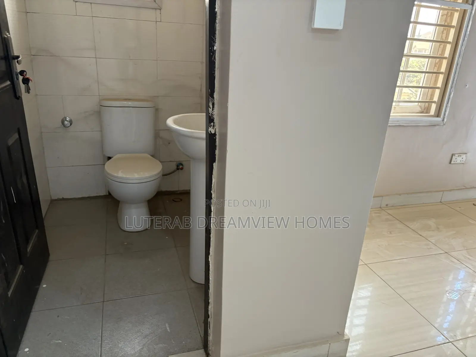 3bdrm Block of Flats in Jabi Dakibuyi for rent