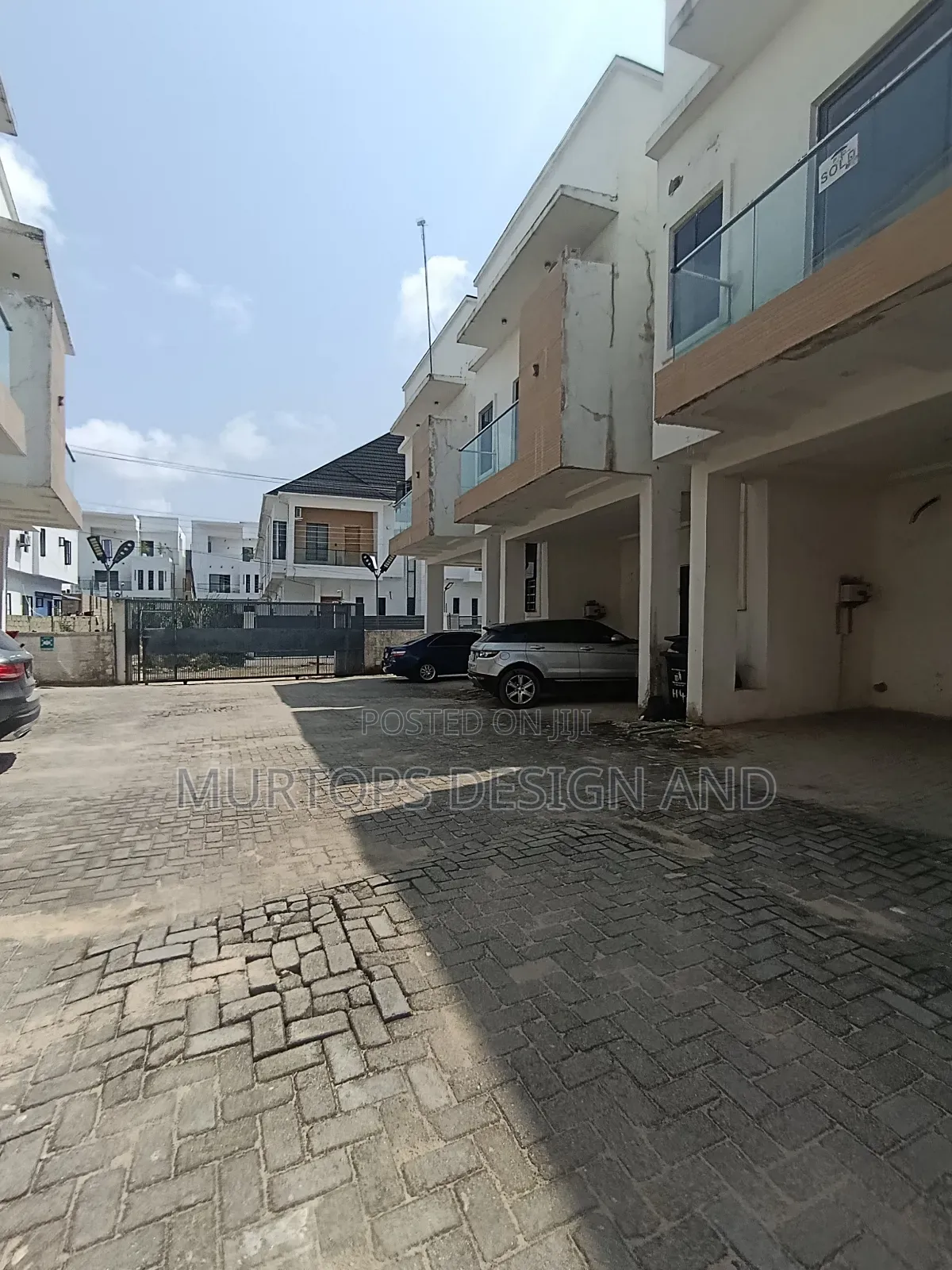 4bdrm Duplex in Ikota Gra, Lekki for sale