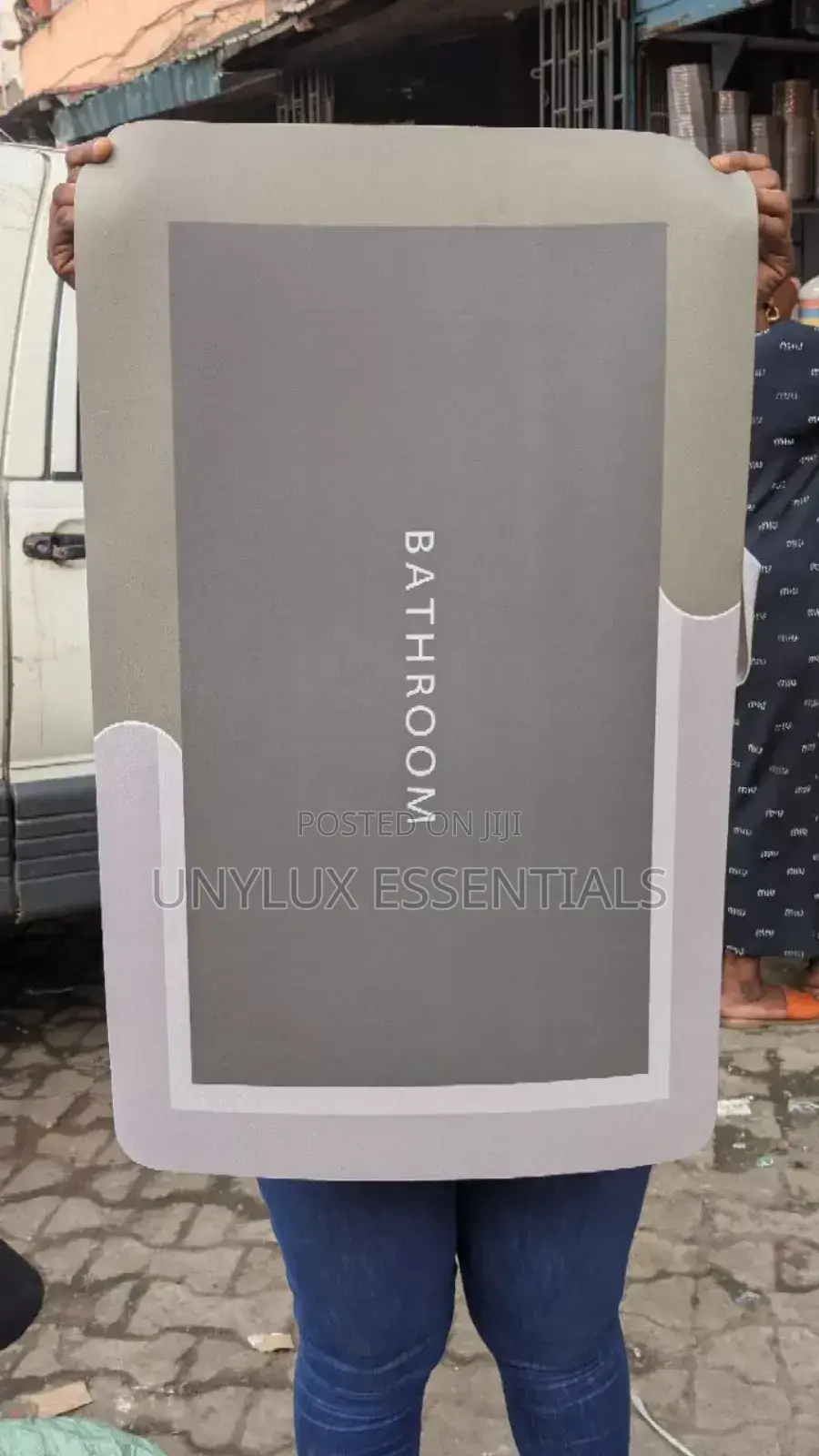 Non-Slip Absorbant Square Bathroom Mat