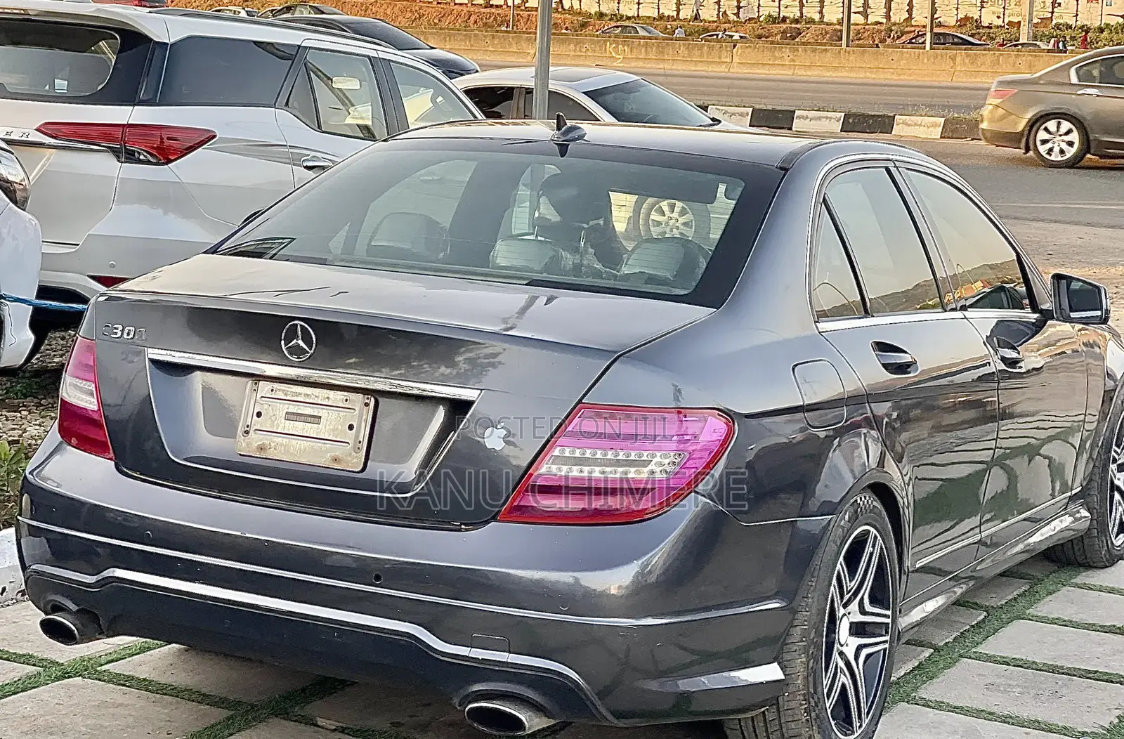 Mercedes-Benz C300 2011 Gray