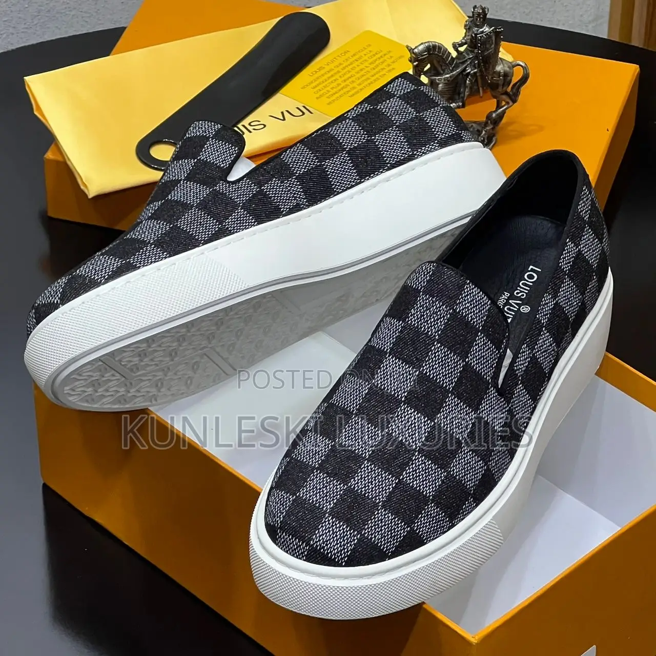 Original Louis Vuitton Checkerboard Casual Sneakers In 2 Colorways