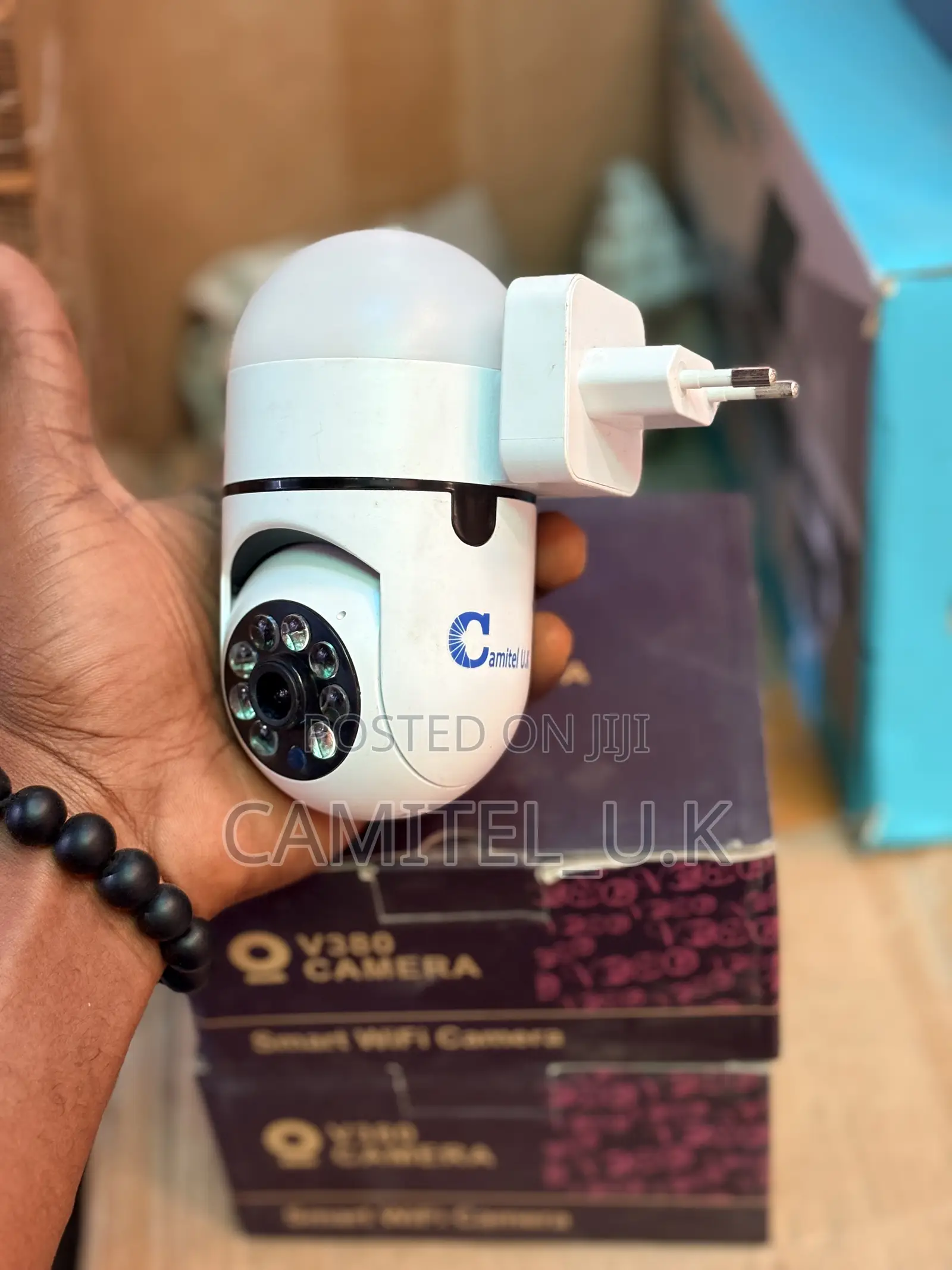V380 Pro Wifi Smart PTZ Bulb Security Camera