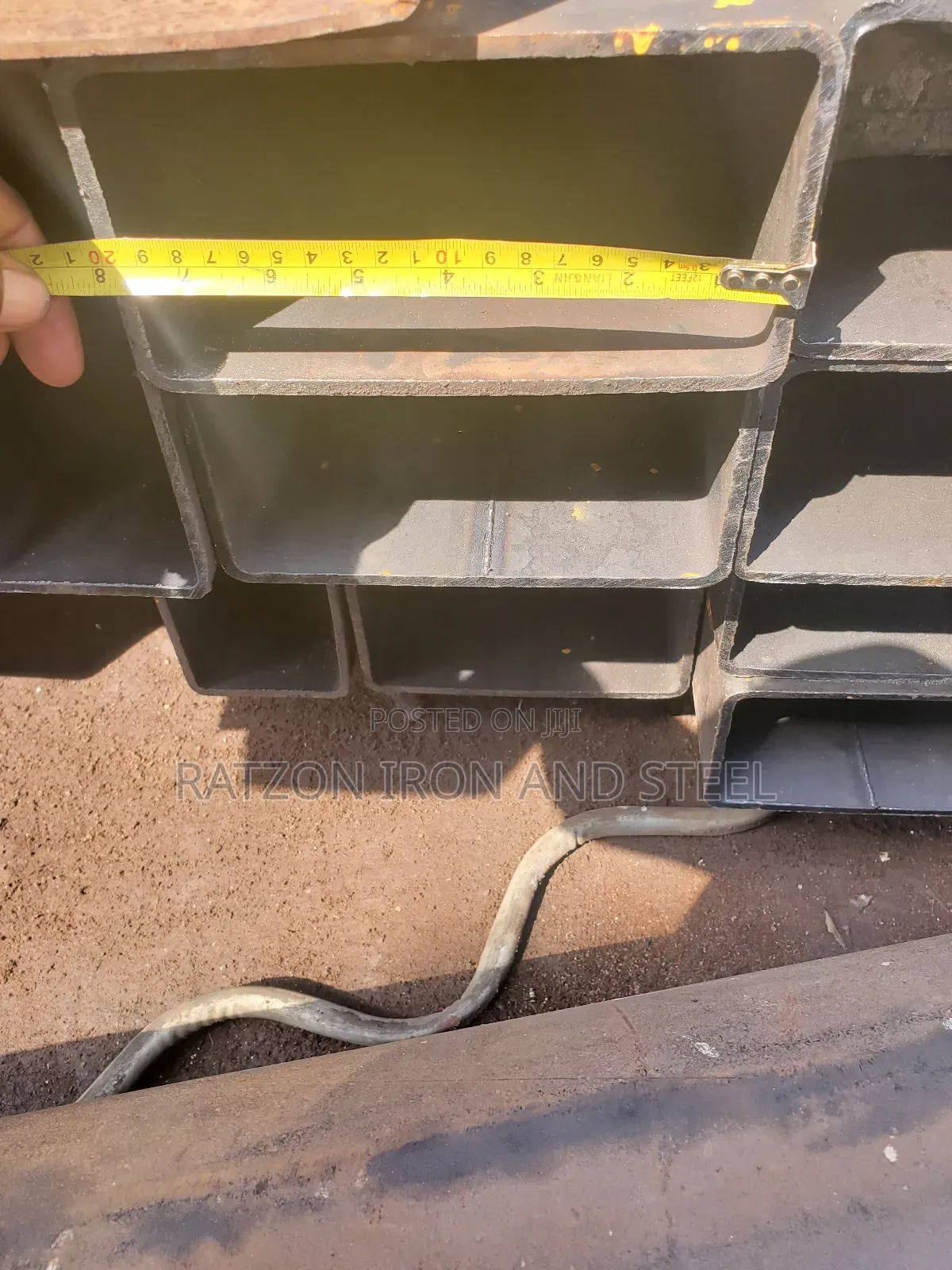 200x100x6mm Square Pipe Is Also Available in Large Quantities.
