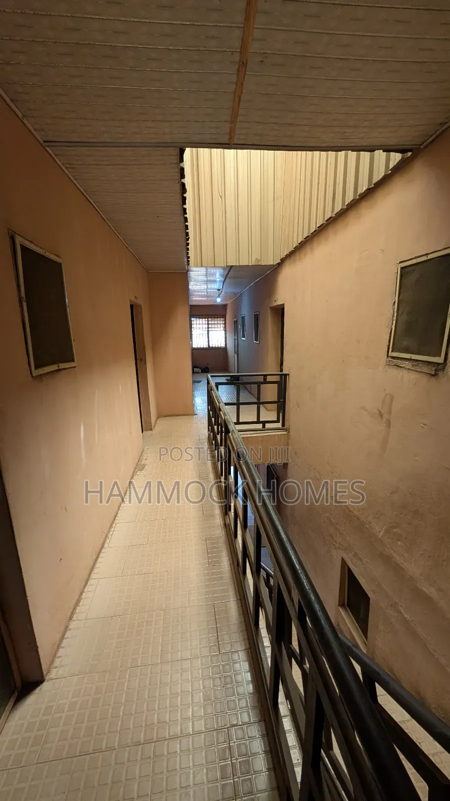 ₦12m Potential 20-Rooms Self Contain Hostel Trekable to Unibadan.