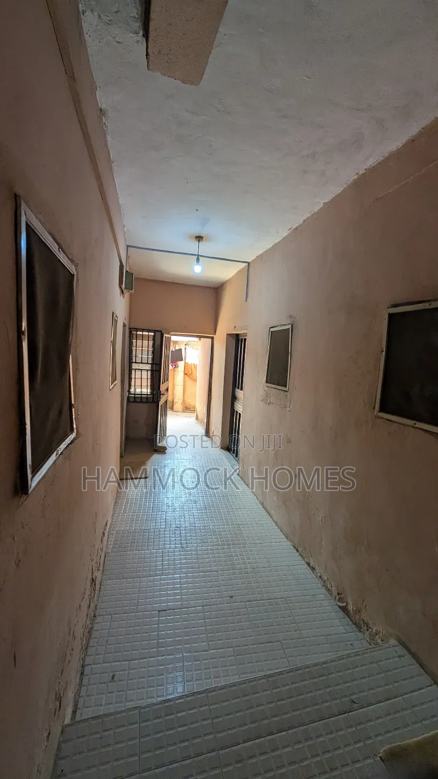 ₦12m Potential 20-Rooms Self Contain Hostel Trekable to Unibadan.