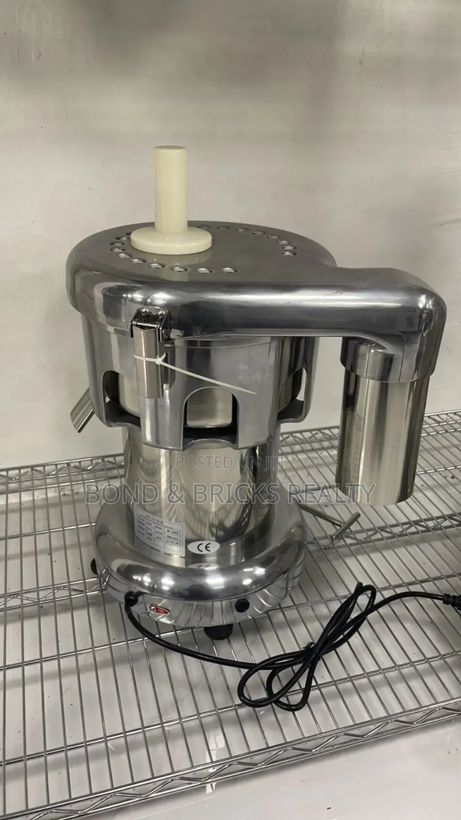 Scarlet Juicer