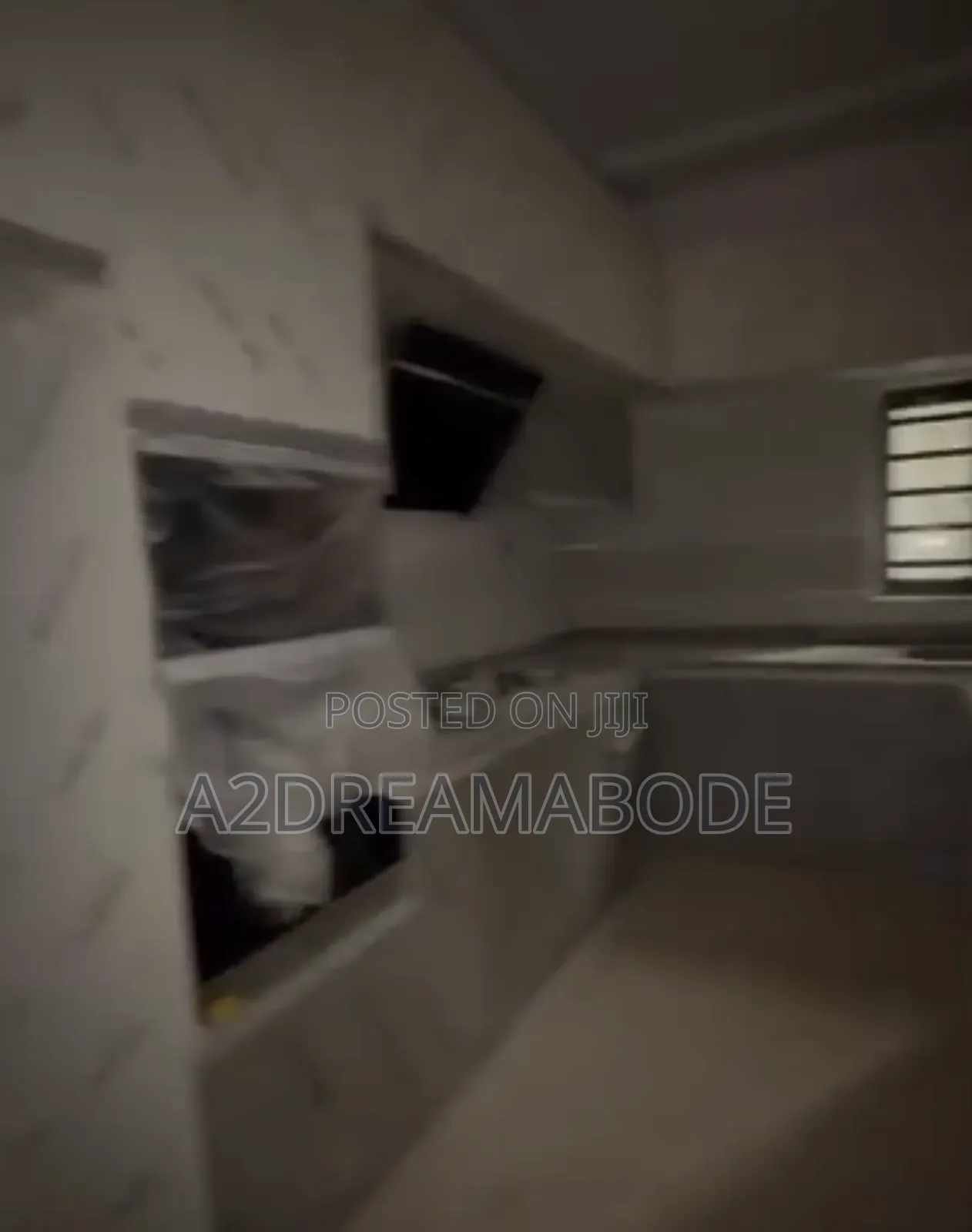 4bdrm Duplex in Shonibare, Maryland for rent