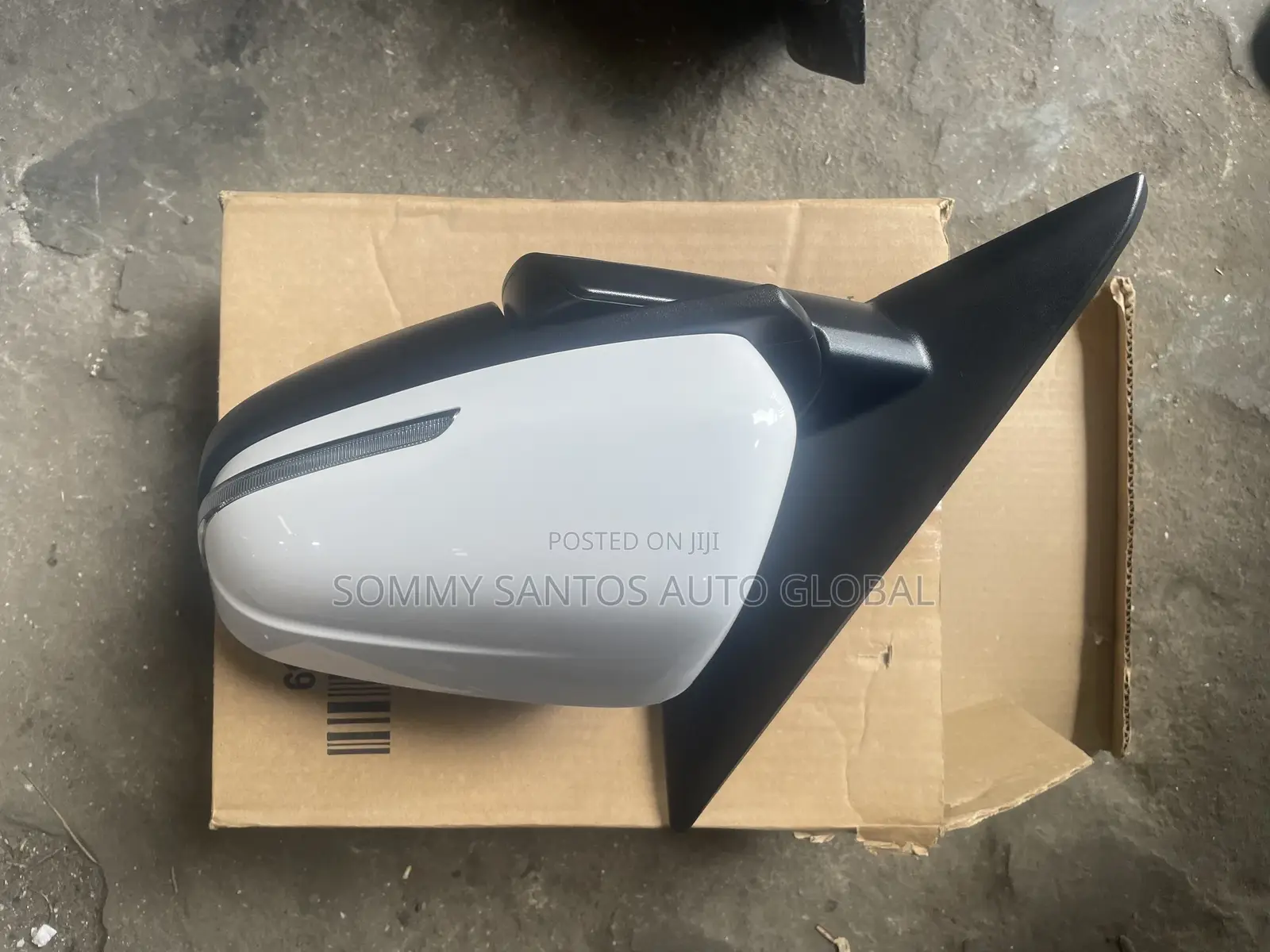 Original Side Mirror Hyundai Creta 2024 (With Pointer)