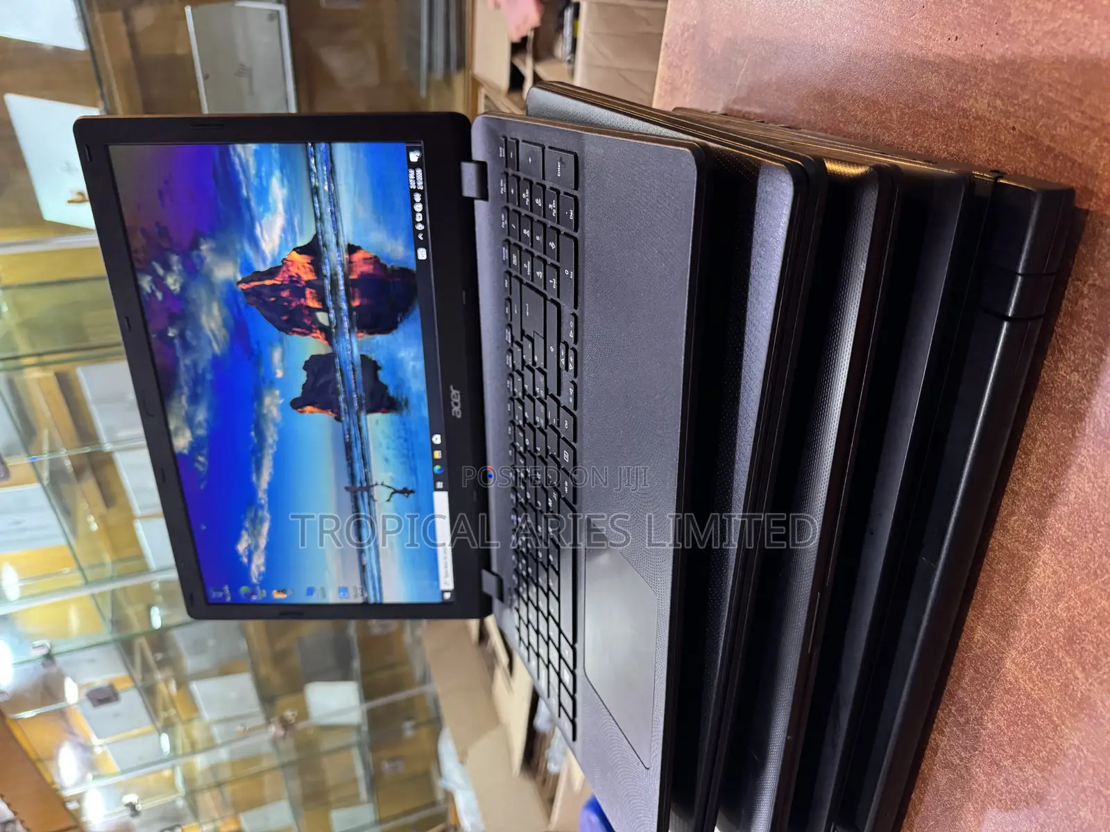 Laptop Acer Aspire ES1-572 4GB Intel Pentium SSD 128GB