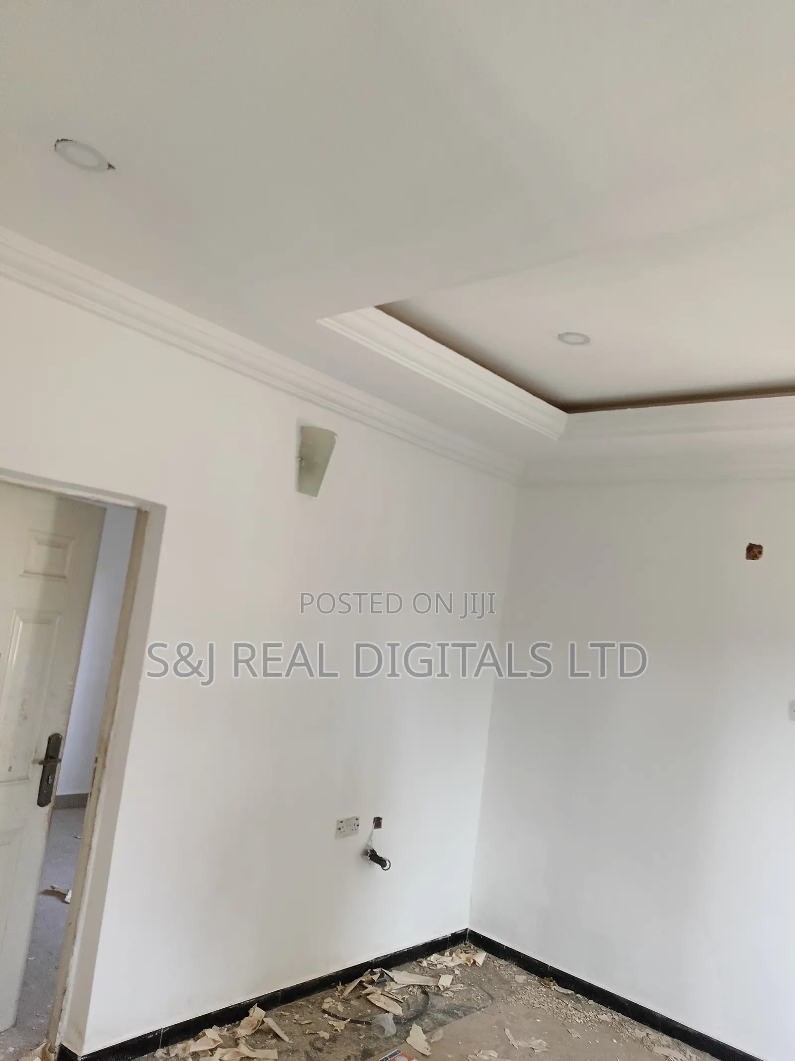 4bdrm Duplex in Kiami for sale