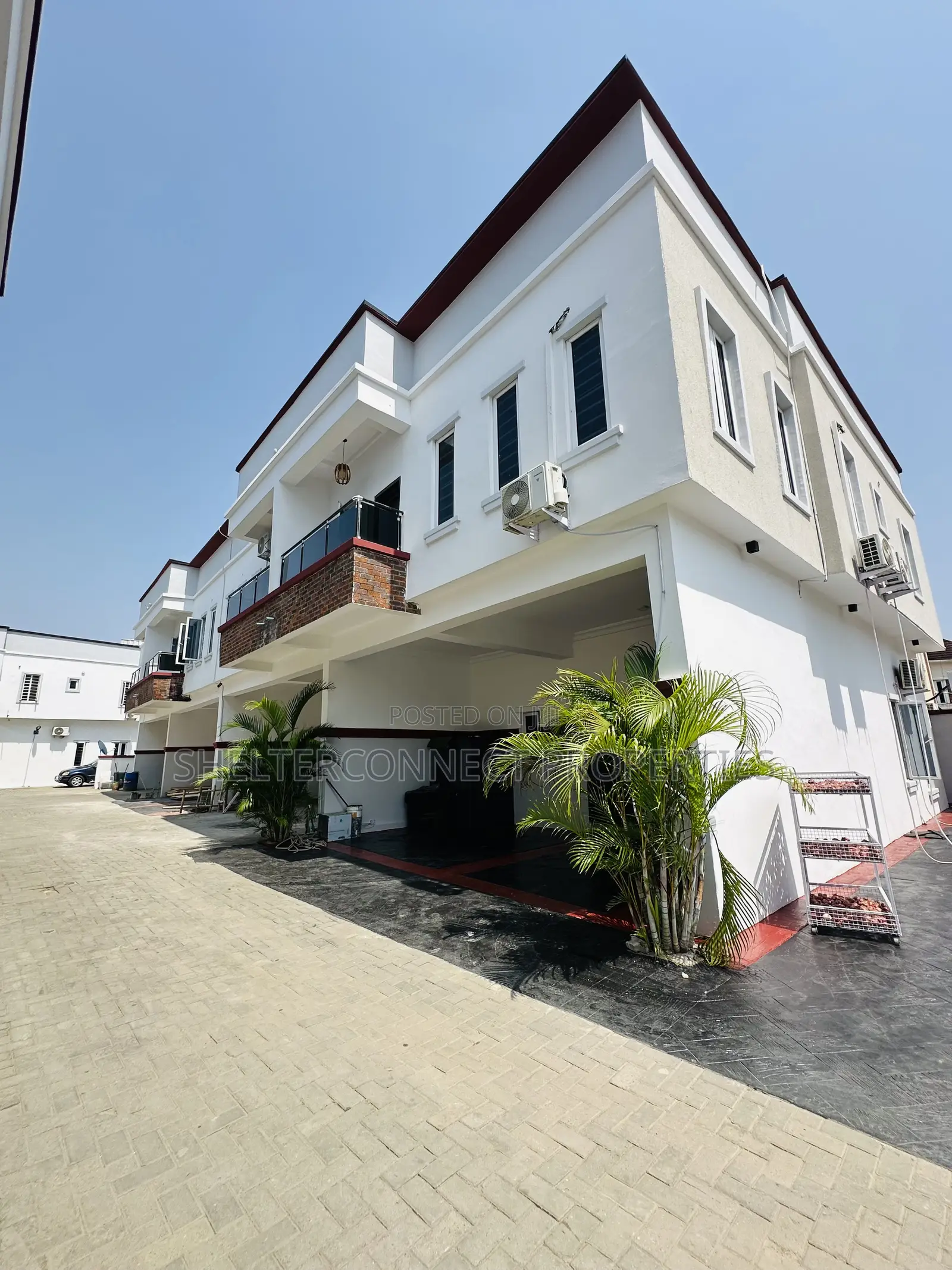 4bdrm Townhouse/Terrace in Lekki for sale