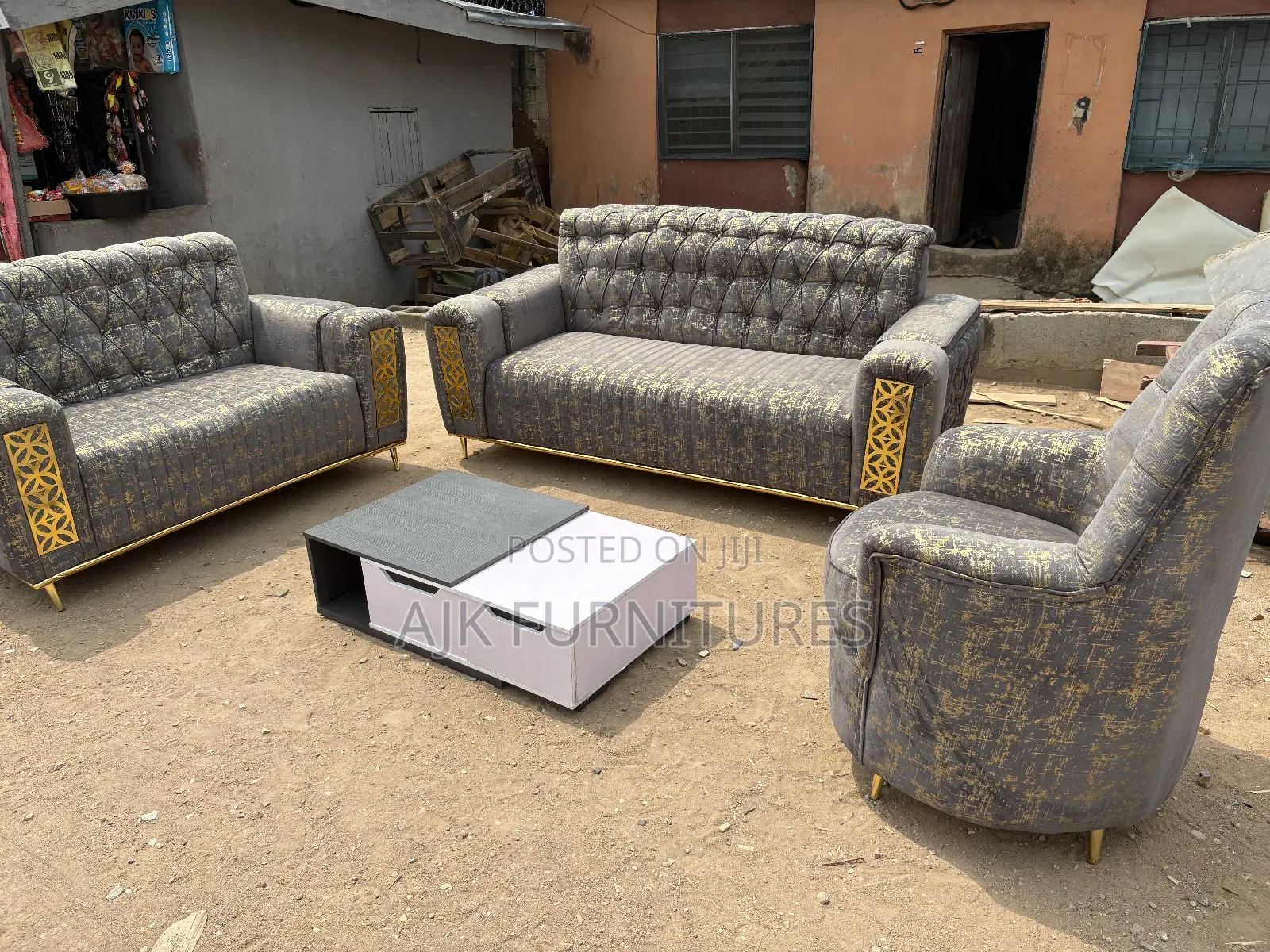 6 Seater Living Room Chair With Table