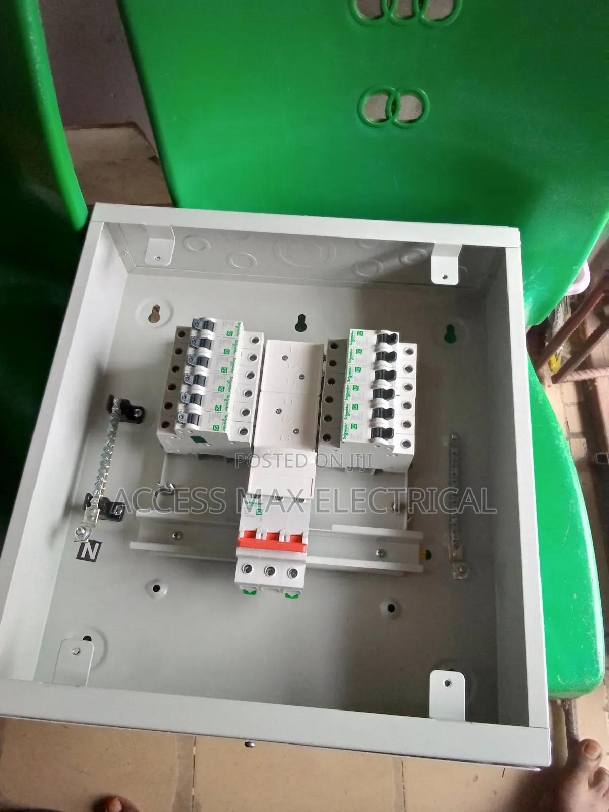 D4 3phase Schneider Board