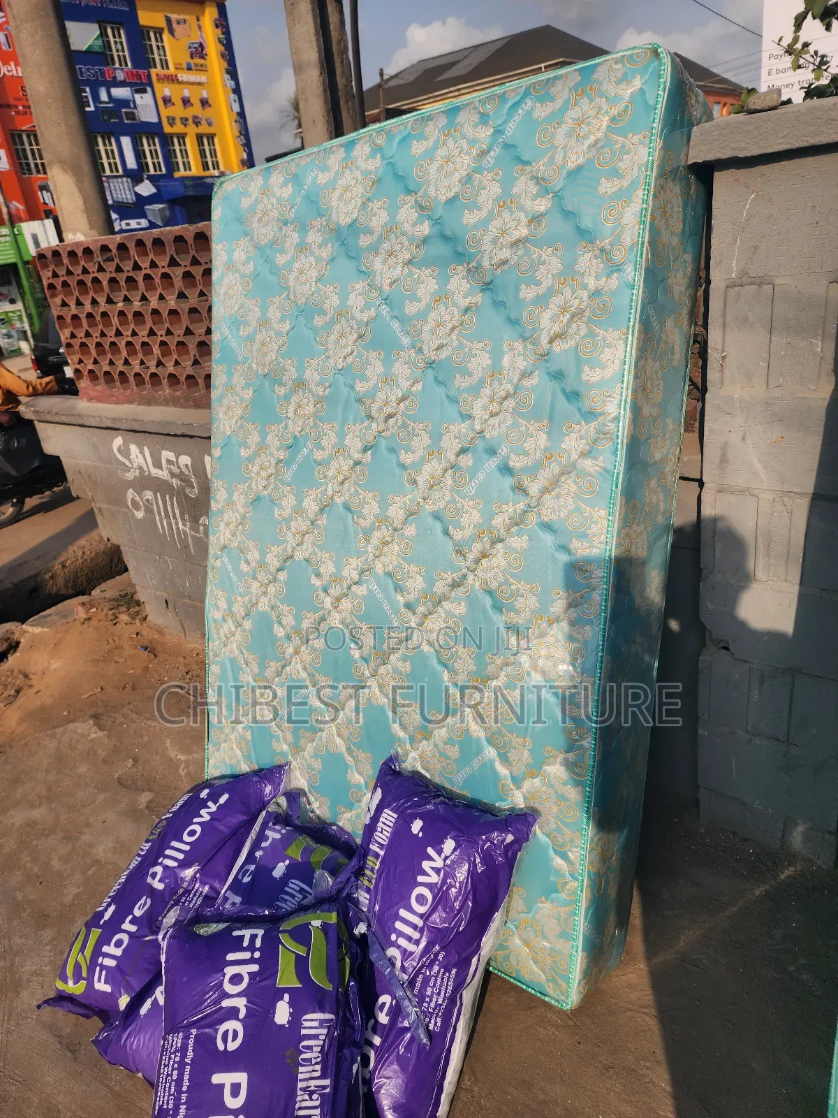 Queen Size Semi-orthopedic Mattress For Sale.