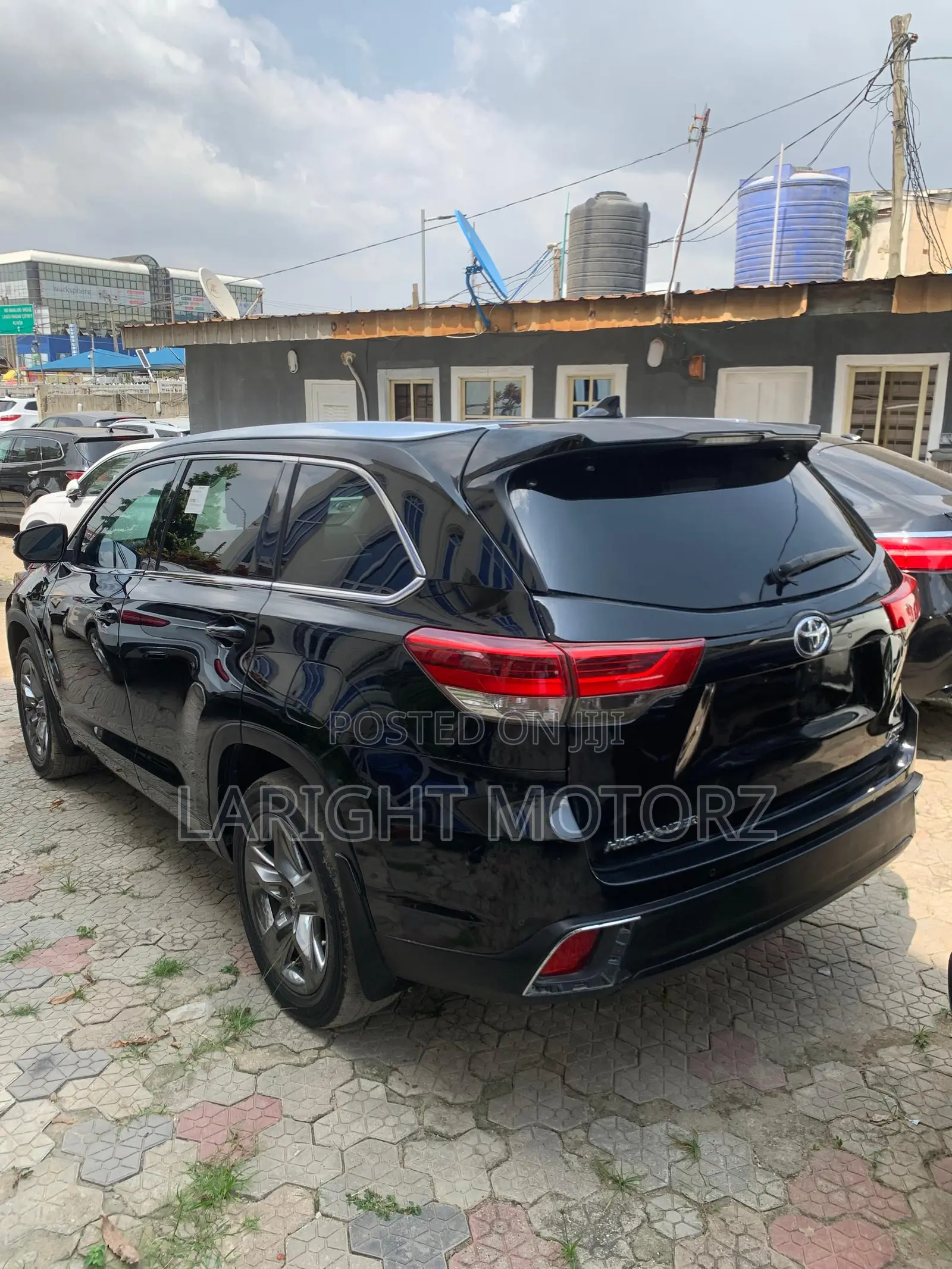 Toyota Highlander Limited Platinum 4x4 V6 (3.5L 6cyl 8A) 2018 Black