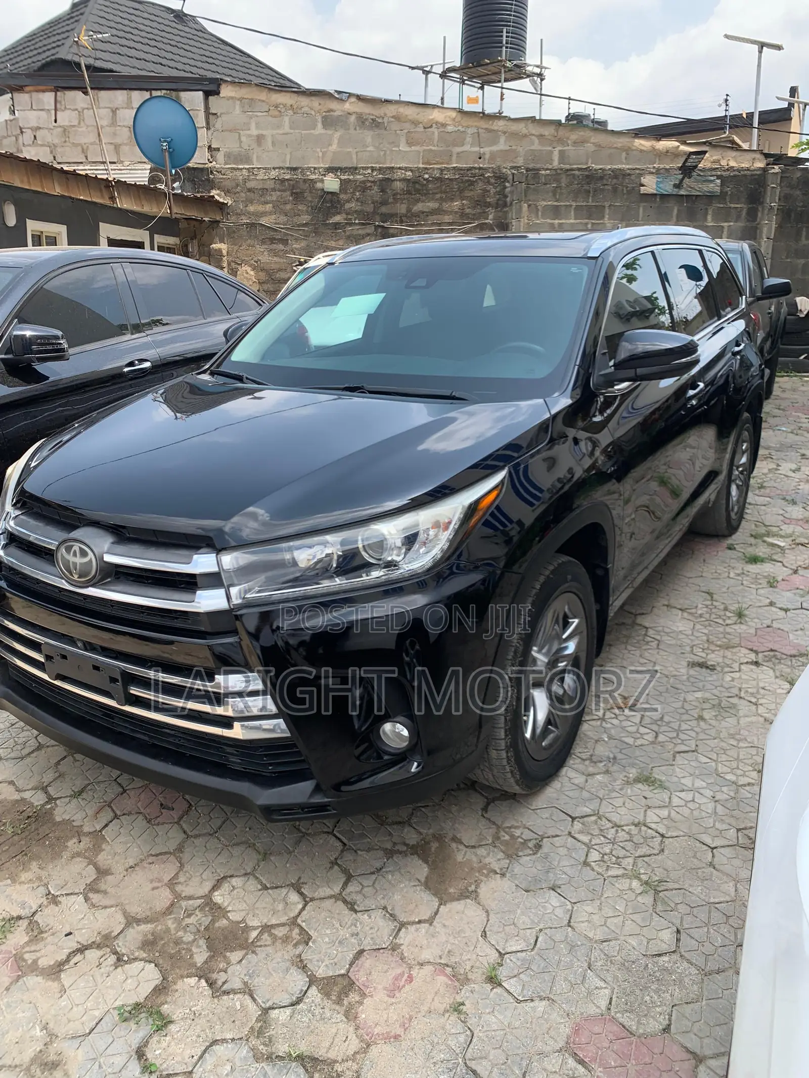 Toyota Highlander Limited Platinum 4x4 V6 (3.5L 6cyl 8A) 2018 Black