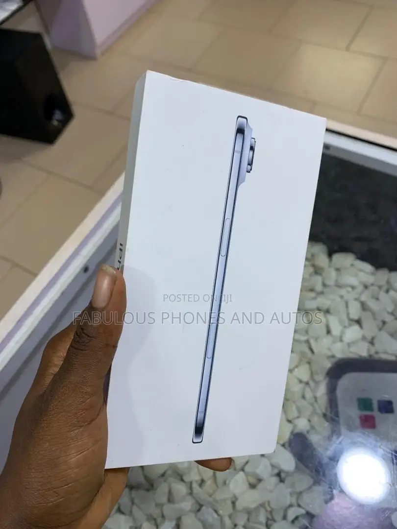 New Apple iPhone Air 256 GB Blue