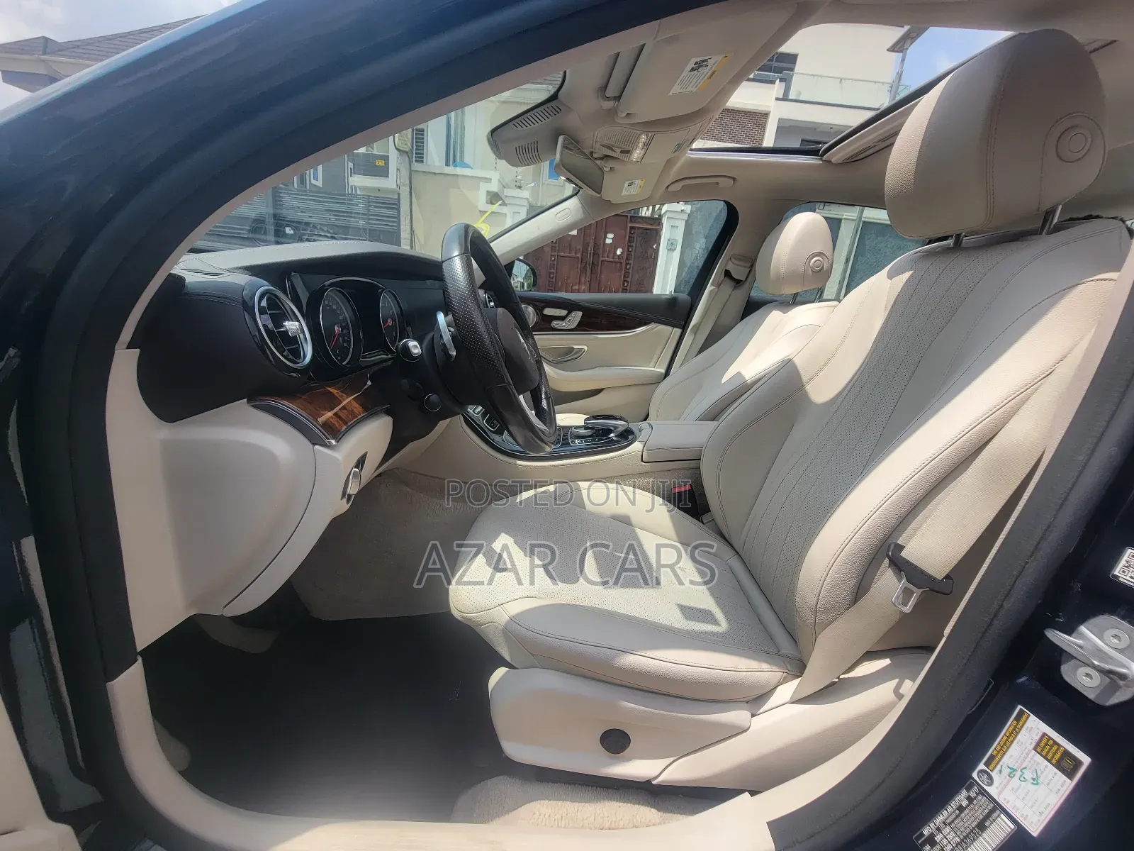 Mercedes-Benz E300 2018 Blue