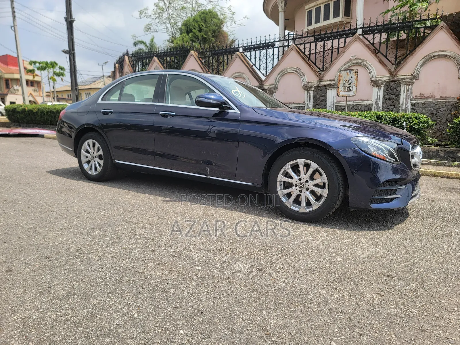 Mercedes-Benz E300 2018 Blue