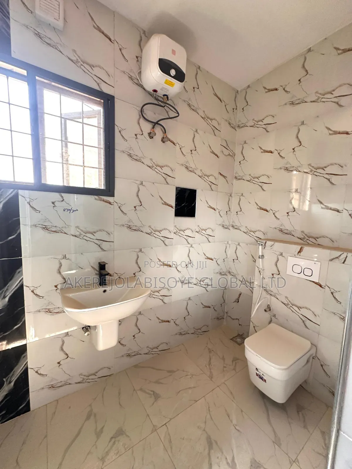 4bdrm Duplex in Guzape, Abuja for sale
