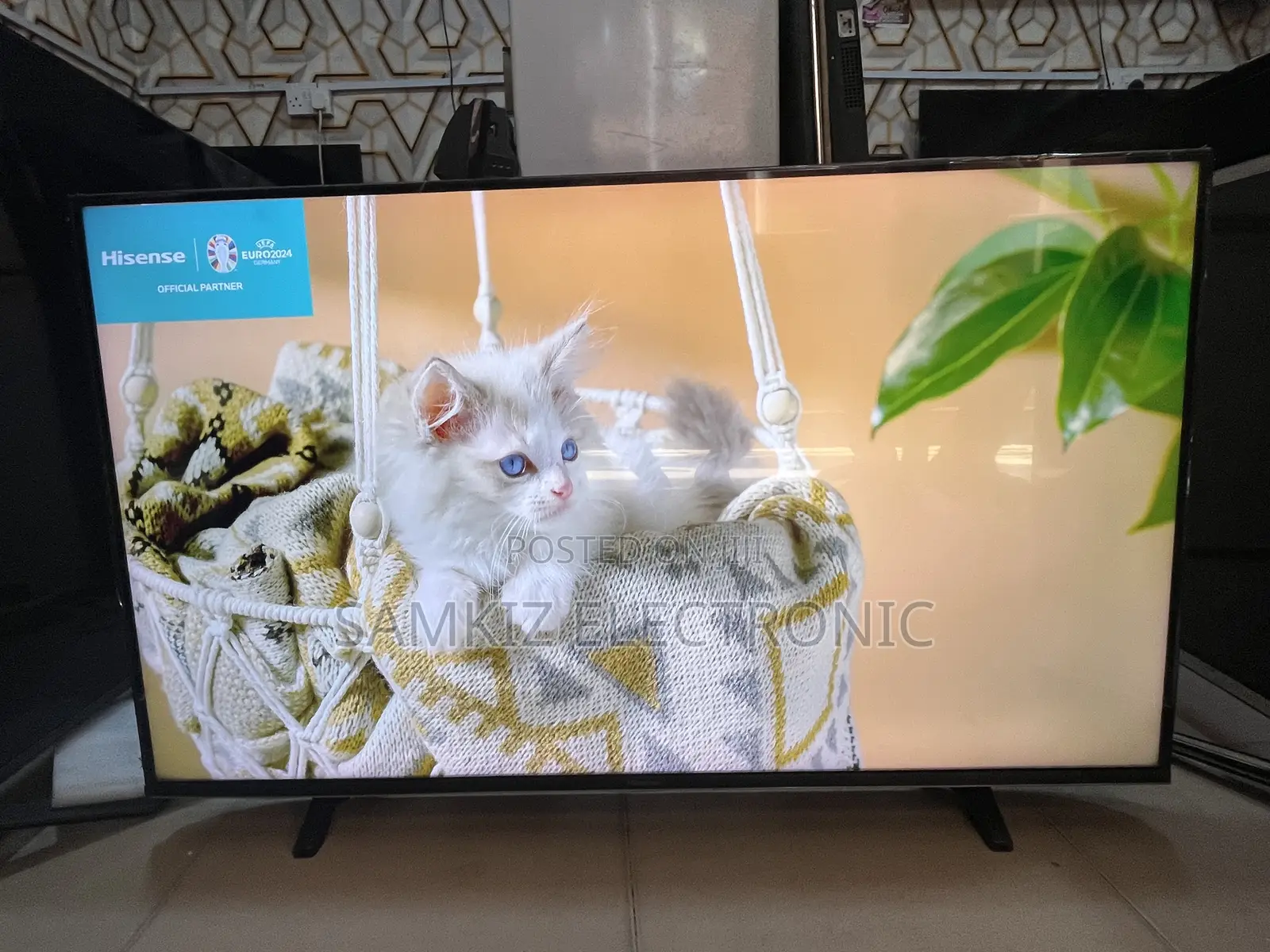 Hisense 2024-2025 43-Inch A7 Qled Smart TV