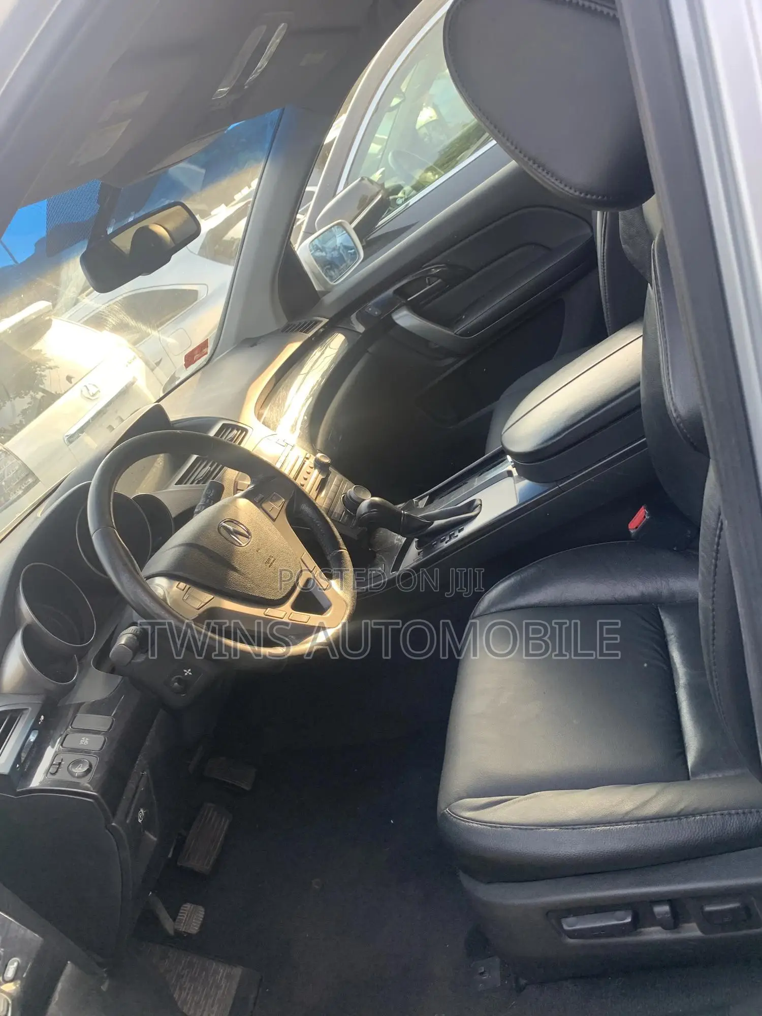 Acura MDX SUV 4dr AWD (3.7 6cyl 5A) 2009 Silver