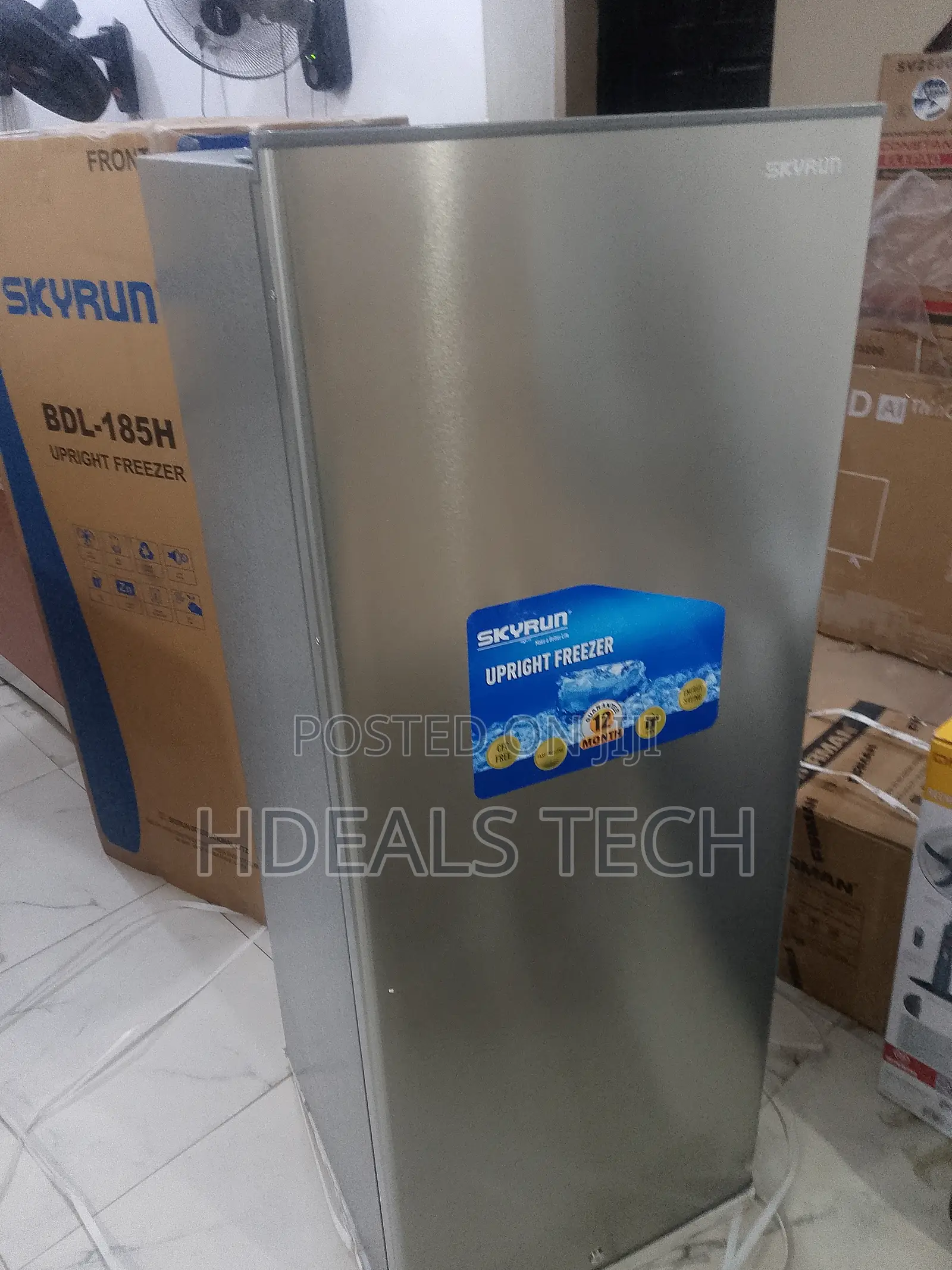 Skyrun BDL-185h Modern Refrigerator With Top Freezer Design