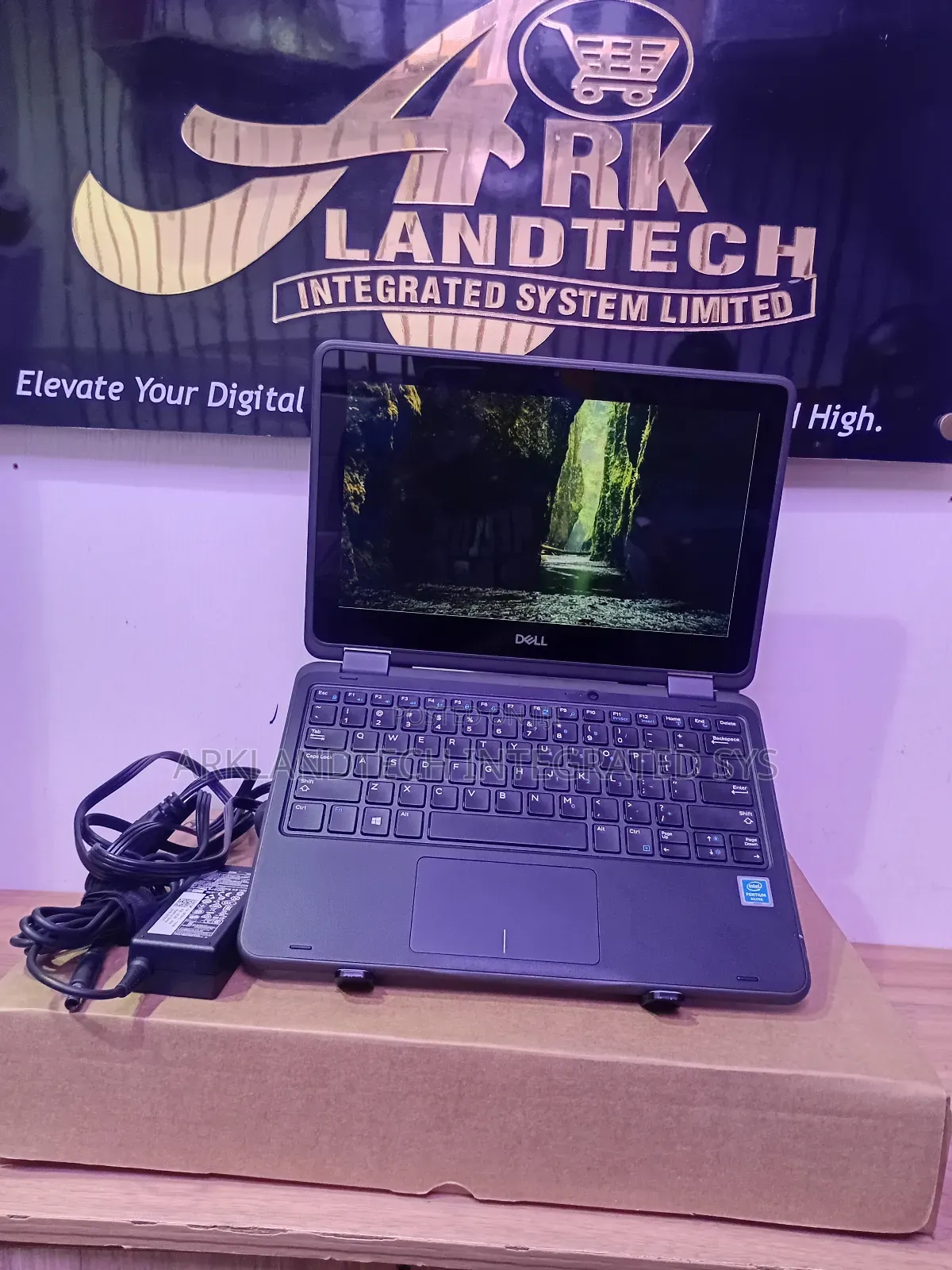 Laptop Dell Latitude 11 3189 8GB Intel Pentium SSD 256GB