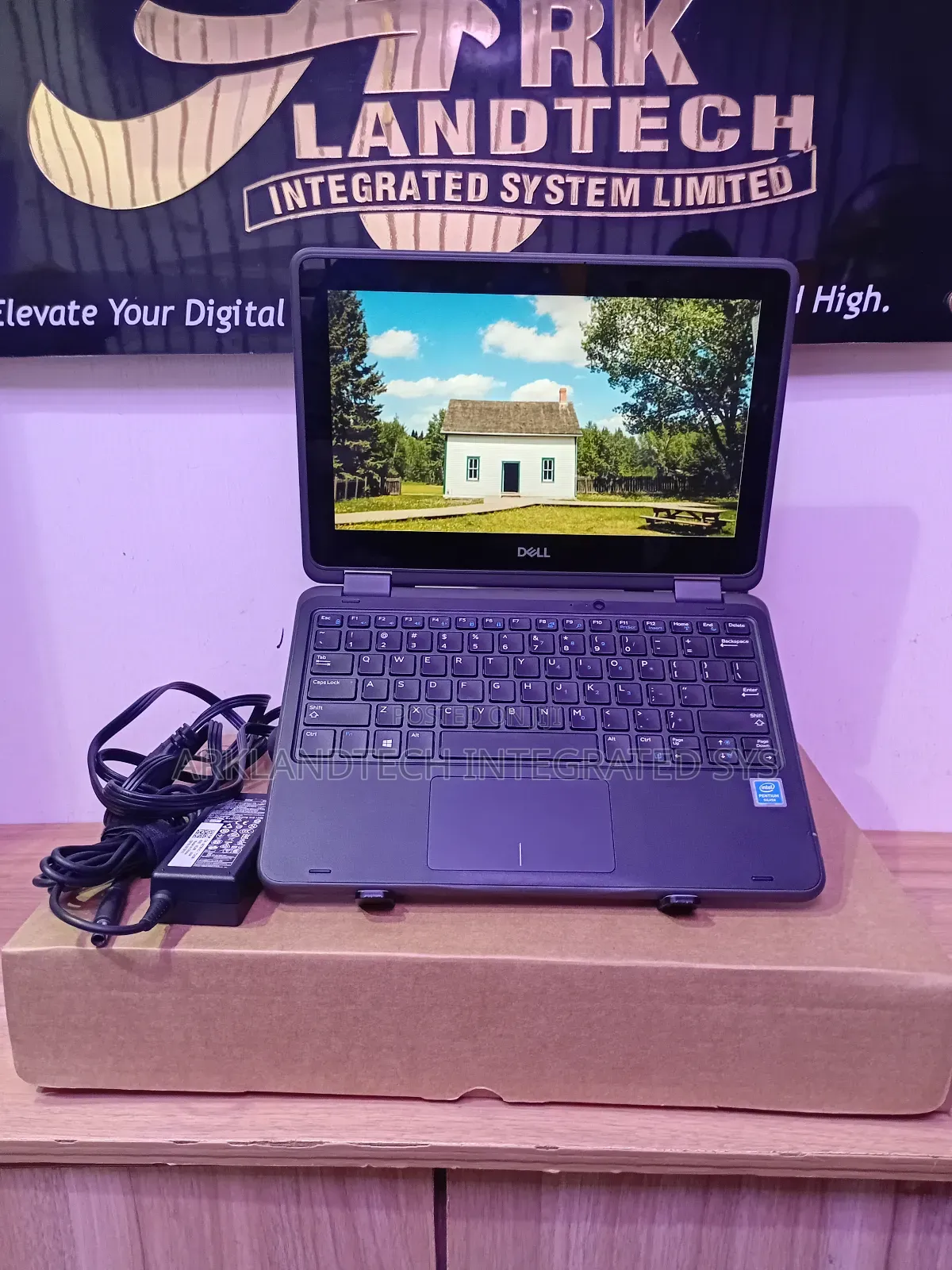 Laptop Dell Latitude 11 5179 8GB Intel Pentium SSD 256GB