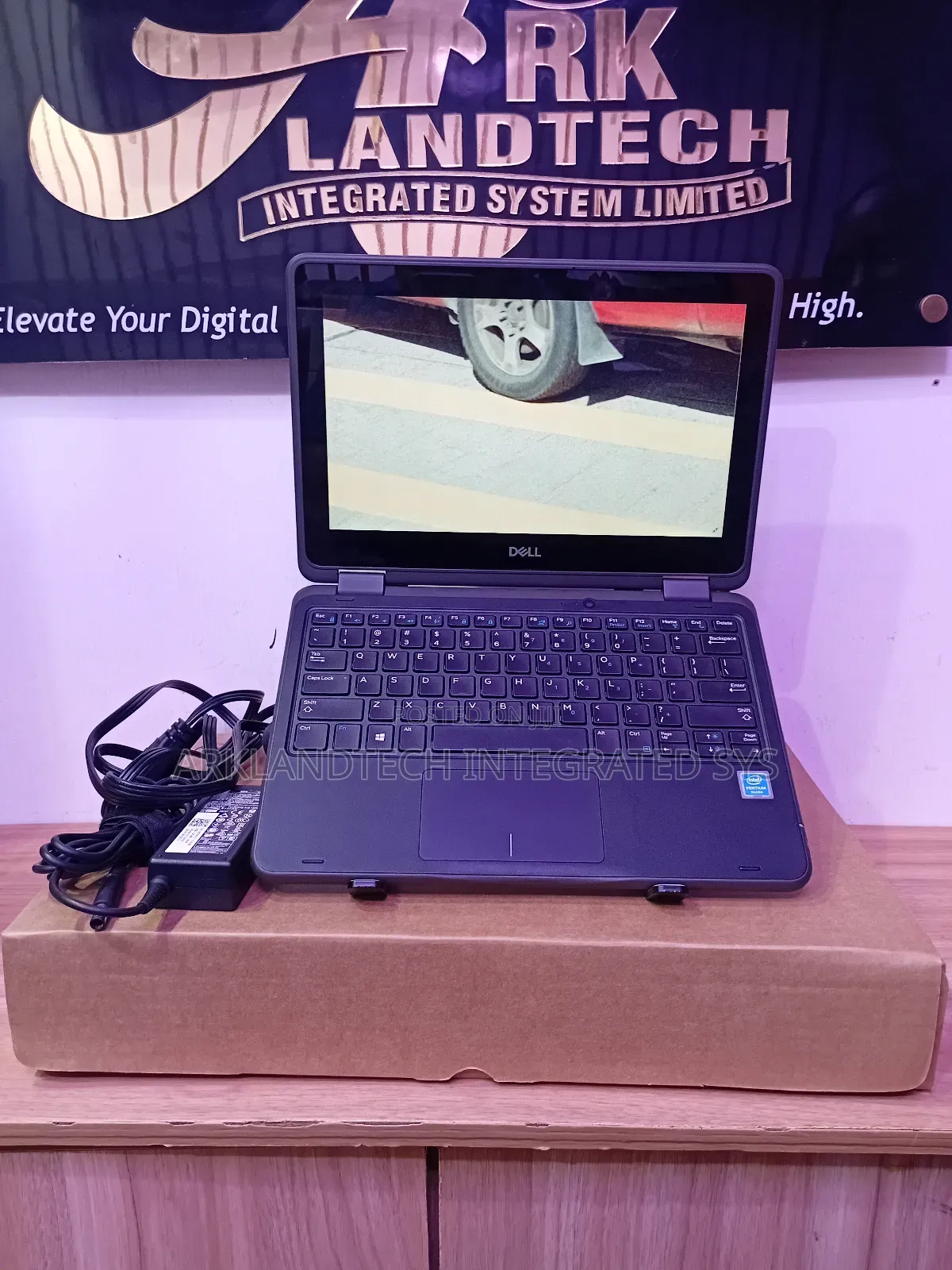Laptop Dell Latitude 12 7280 8GB Intel Pentium SSD 256GB
