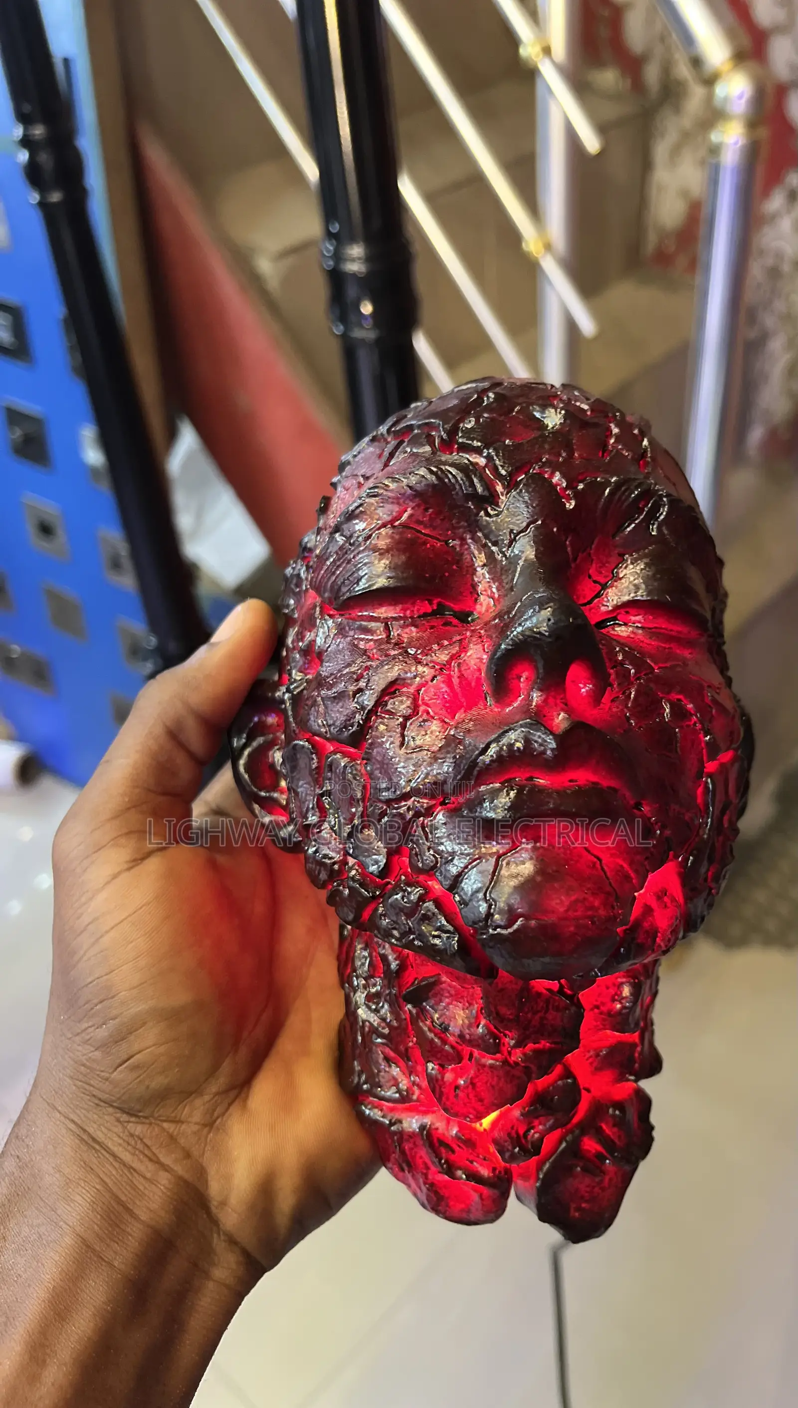 Decorative Cracked Soul Wall Light
