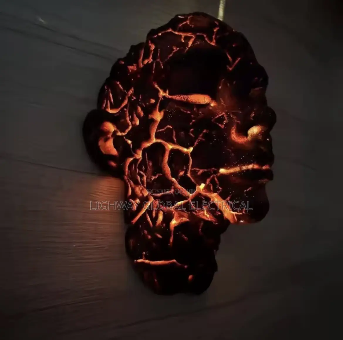 Decorative Cracked Soul Wall Light
