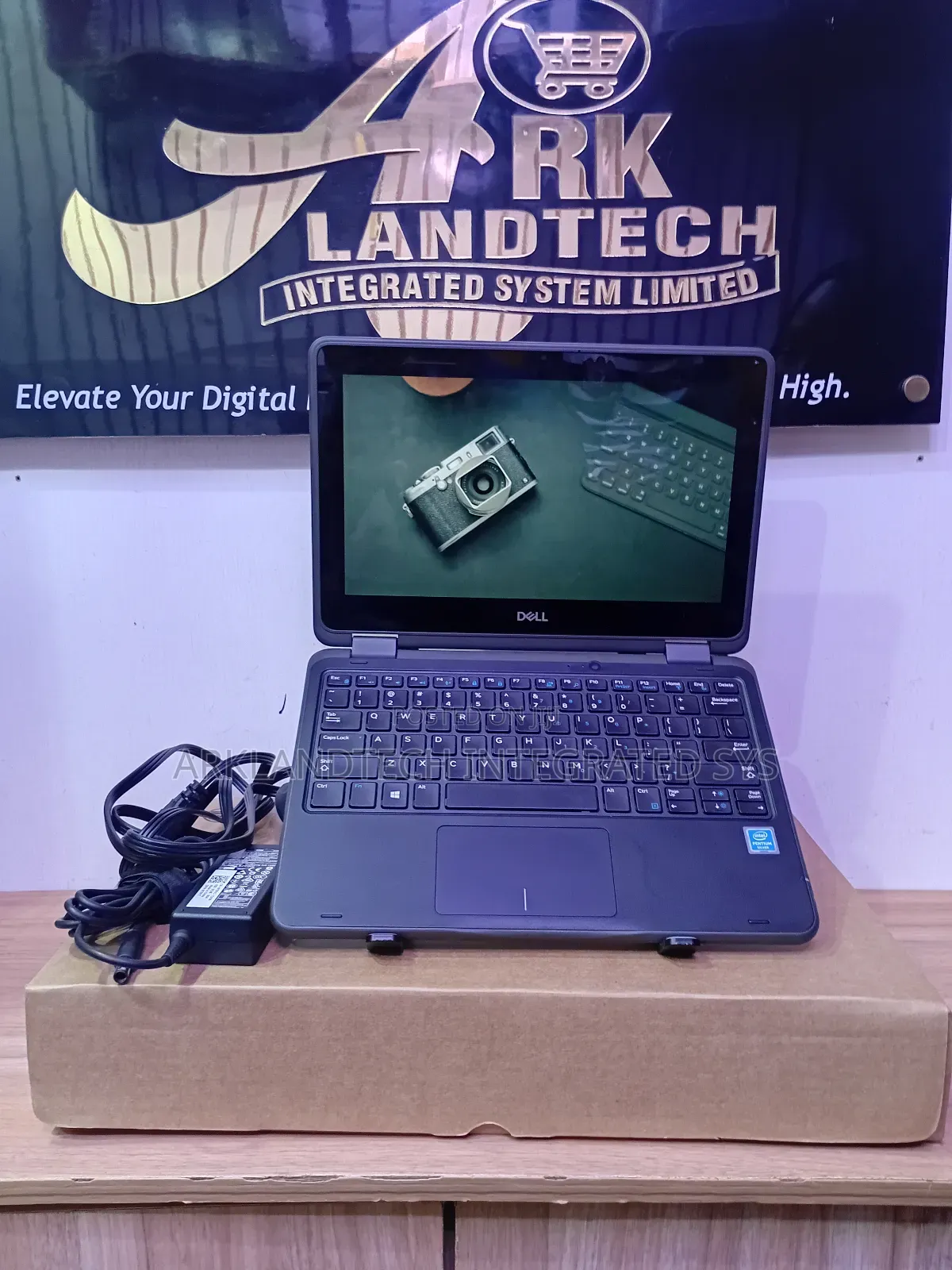Laptop Dell Latitude 12 7285 8GB Intel Pentium SSD 256GB