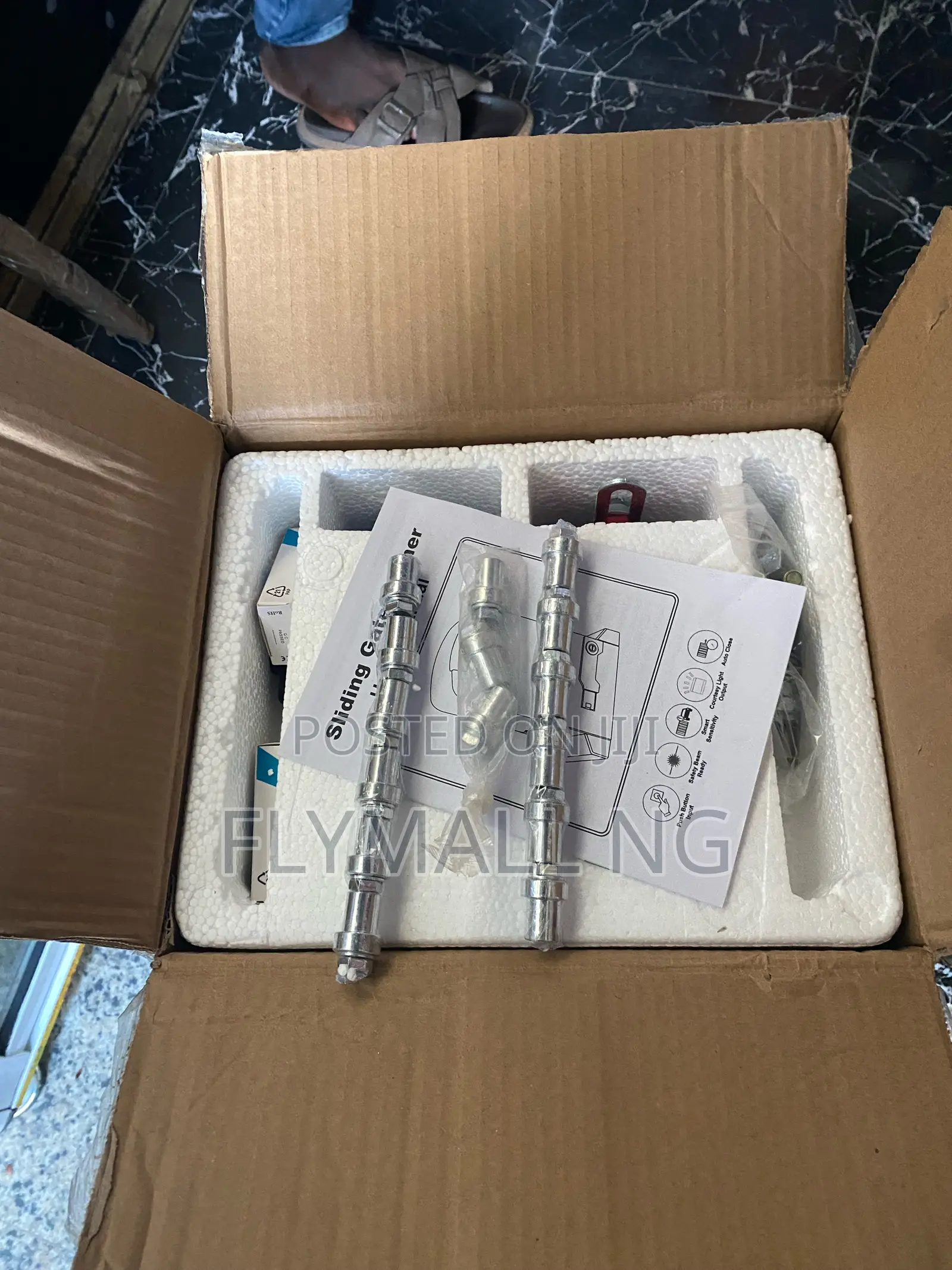 2000 Kg Heavy-Duty Automatic Sliding Gate Opener