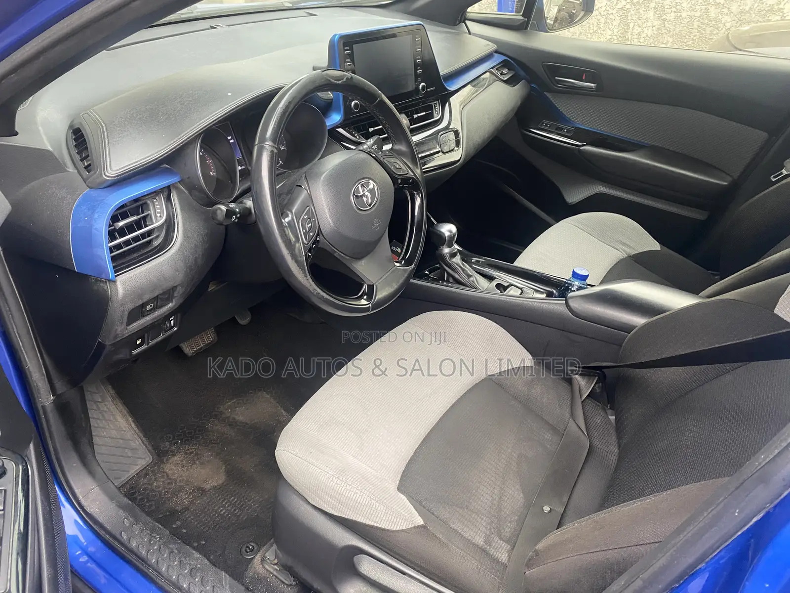 Toyota C-HR 2019 Blue