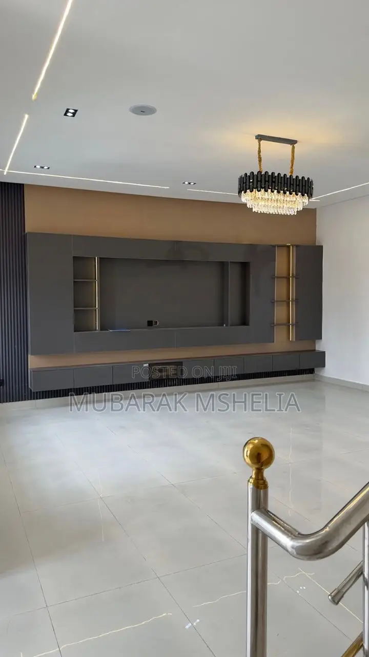 4bdrm Duplex in Camp David, Karsana for sale