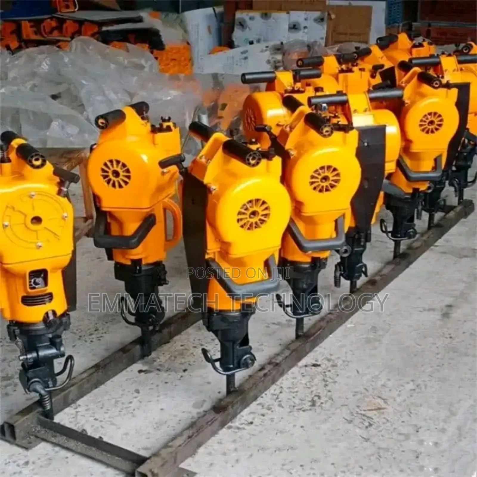 Engine Jack Hammer Machine