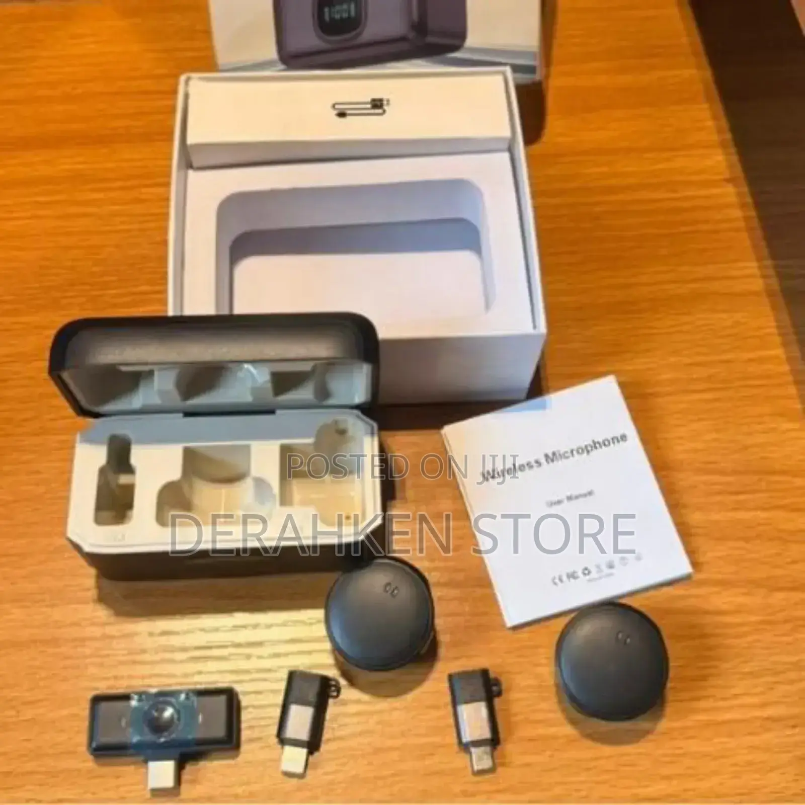 Q8 Wireless Lavalier Mic With Charging Case/Noise Reduction