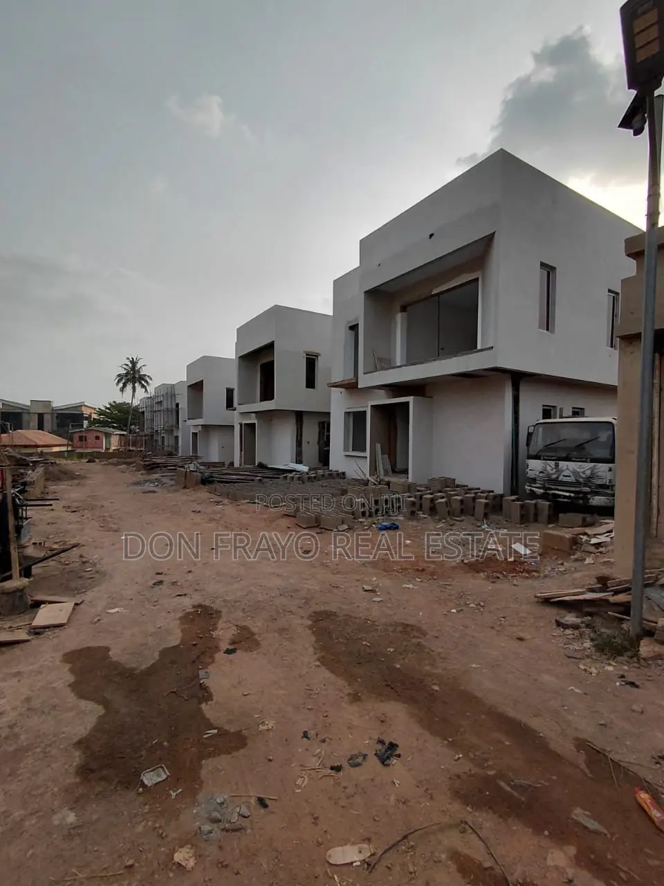 4bdrm Duplex in Old Bodija Estate for sale