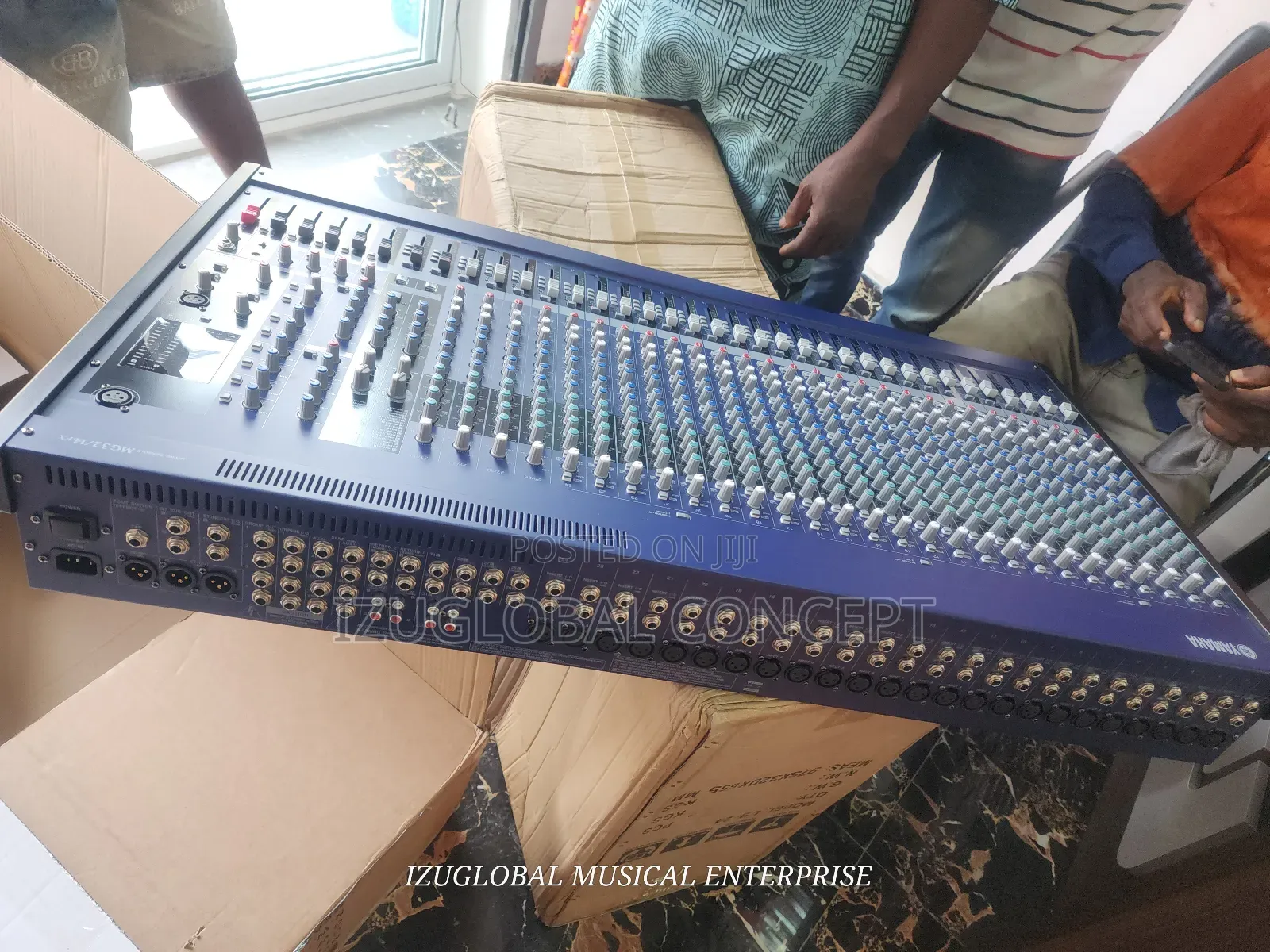 Yamaha Effect Compressor Mixing Console 32 Channel