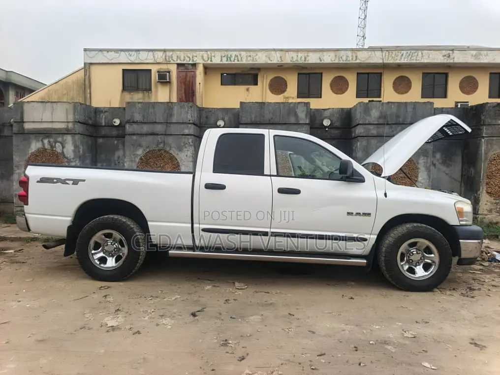 Dodge RAM 2008 White
