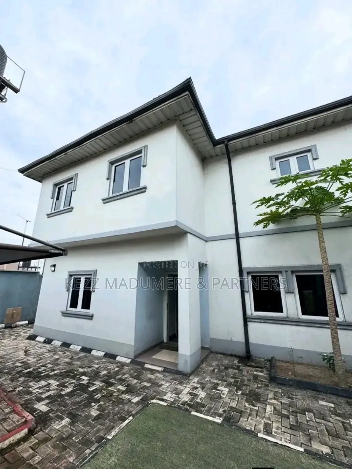 4bdrm Duplex in Eliozu , Port for sale