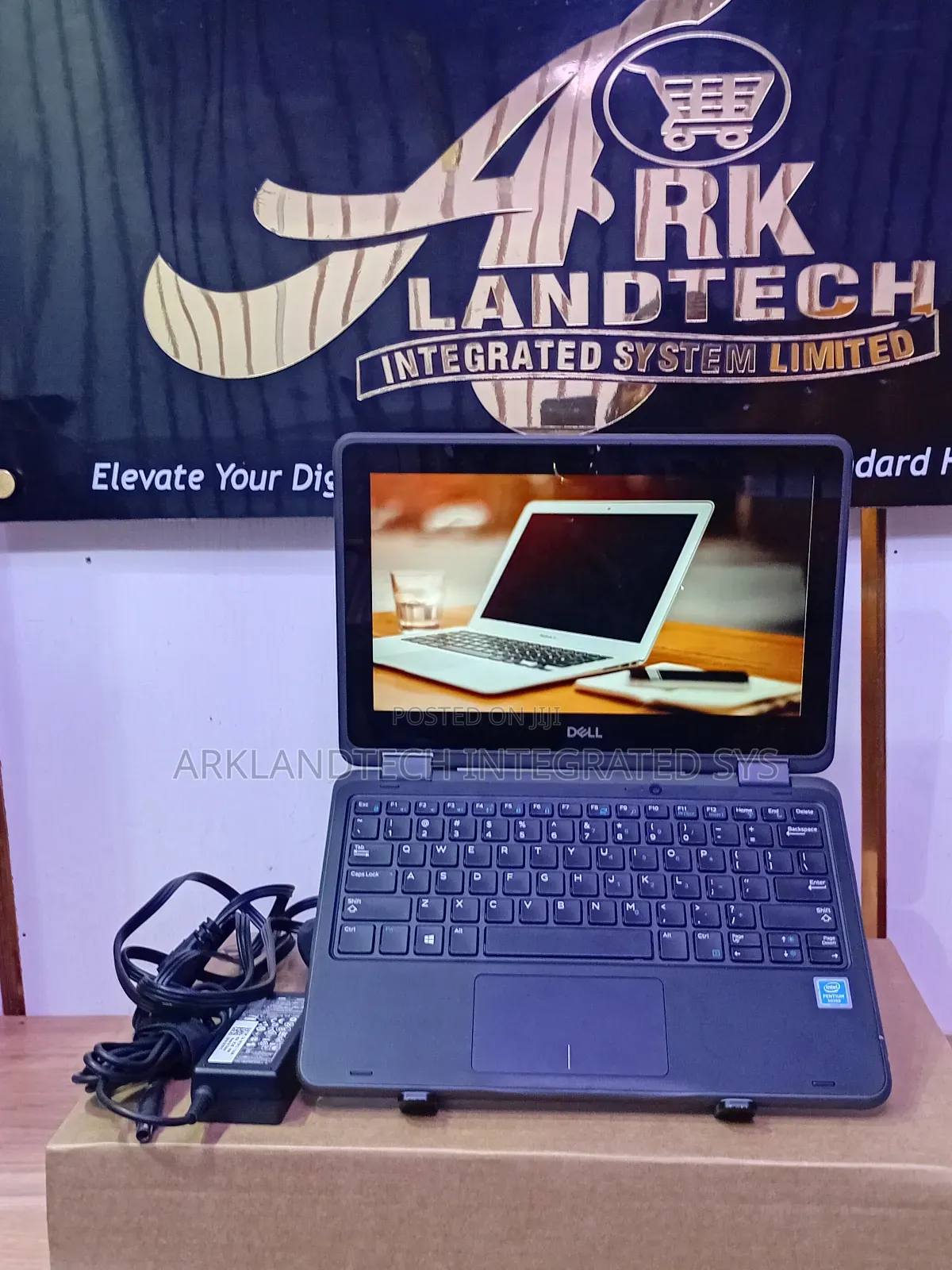 Laptop Dell Latitude 3120 8GB Intel Pentium SSD 256GB
