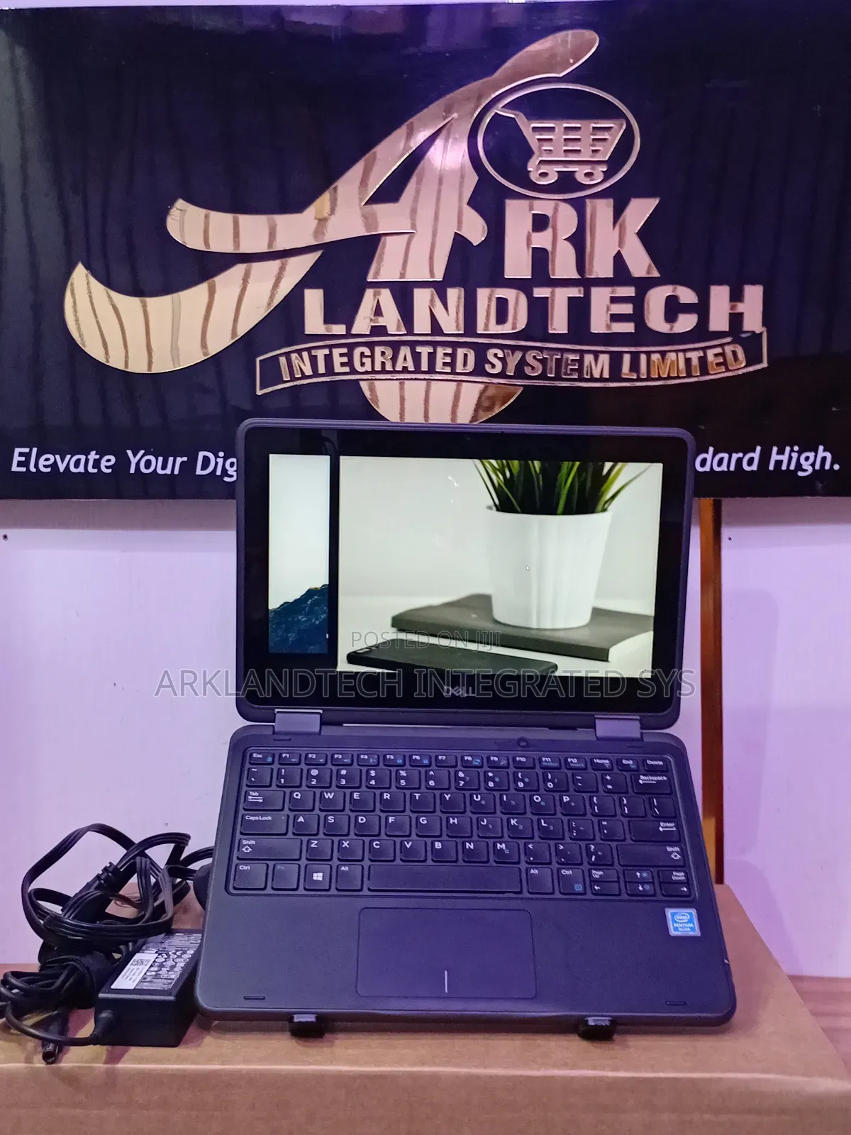 Laptop Dell Latitude 3120 8GB Intel Pentium SSD 256GB