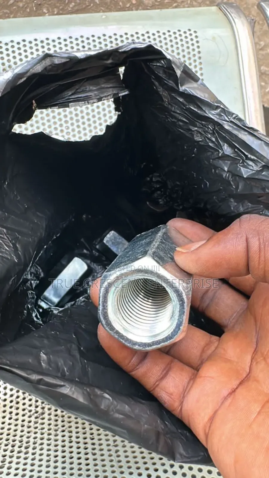 Connection Bolt