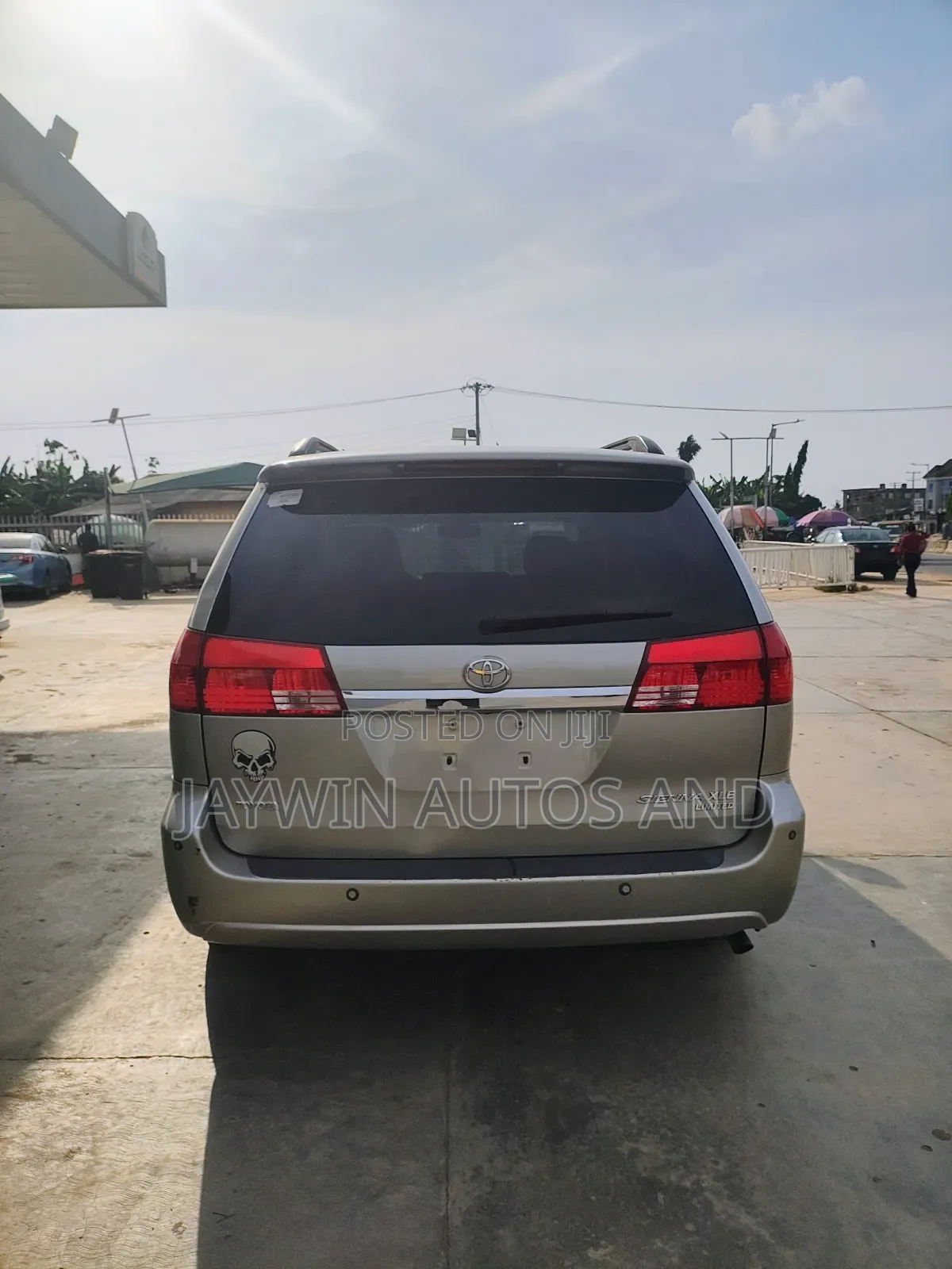 Toyota Sienna XLE Limited FWD (3.3L V6 5A) 2004 Silver