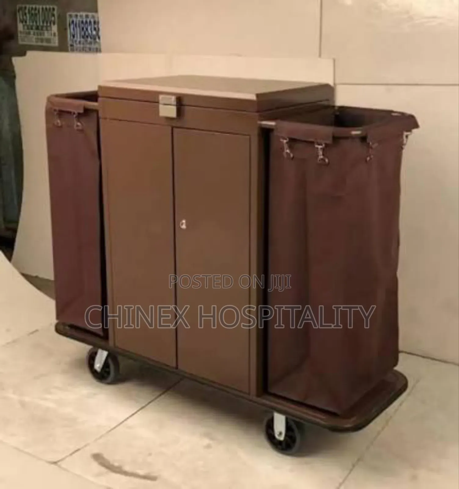 Heavy-duty Metal Housekeeping Trolley – Hotel Standard